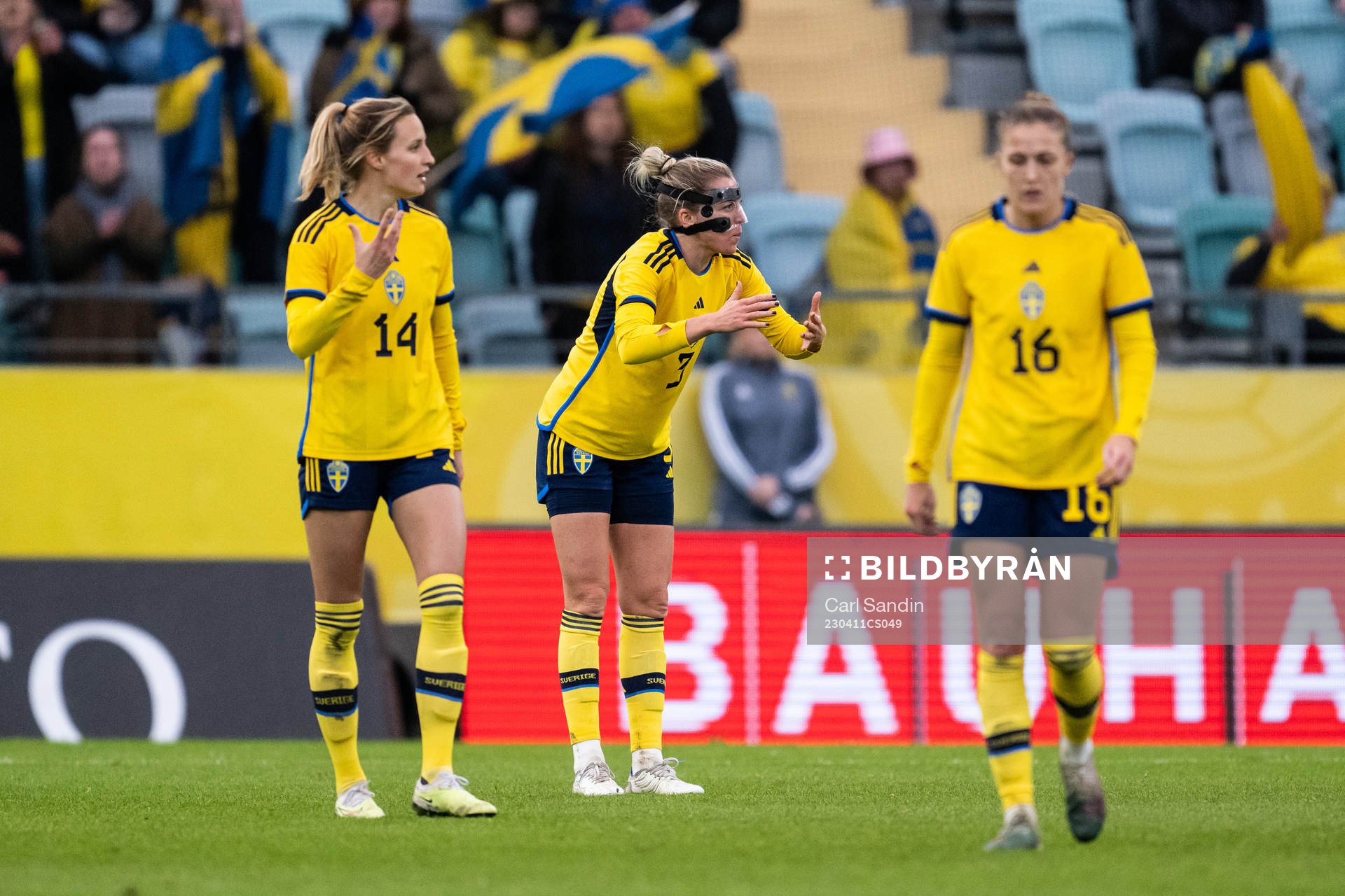 Nathalie Björn and Linda Sembrant of Sweden look dejected