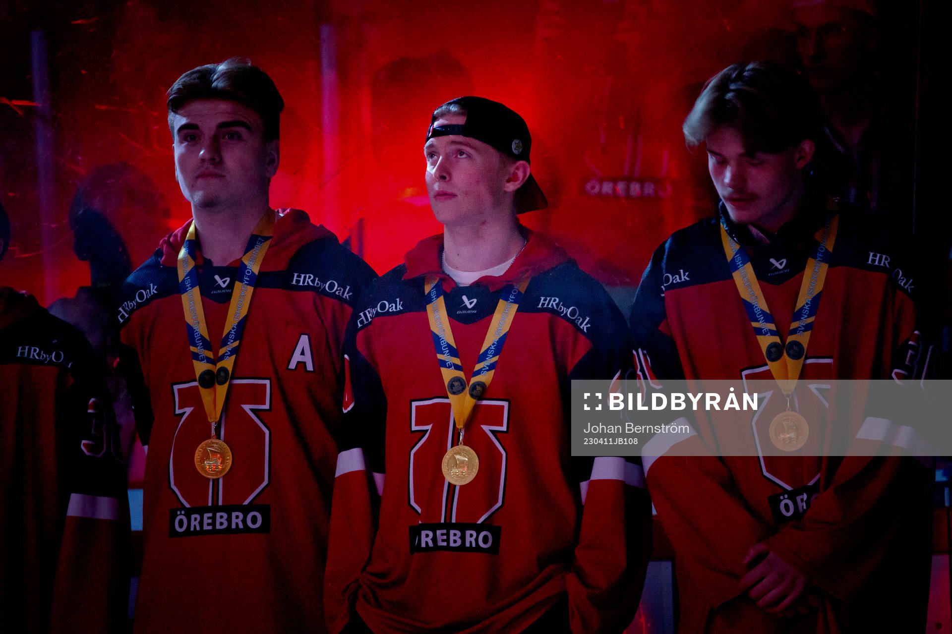 Örebros J18 lag hyllas
