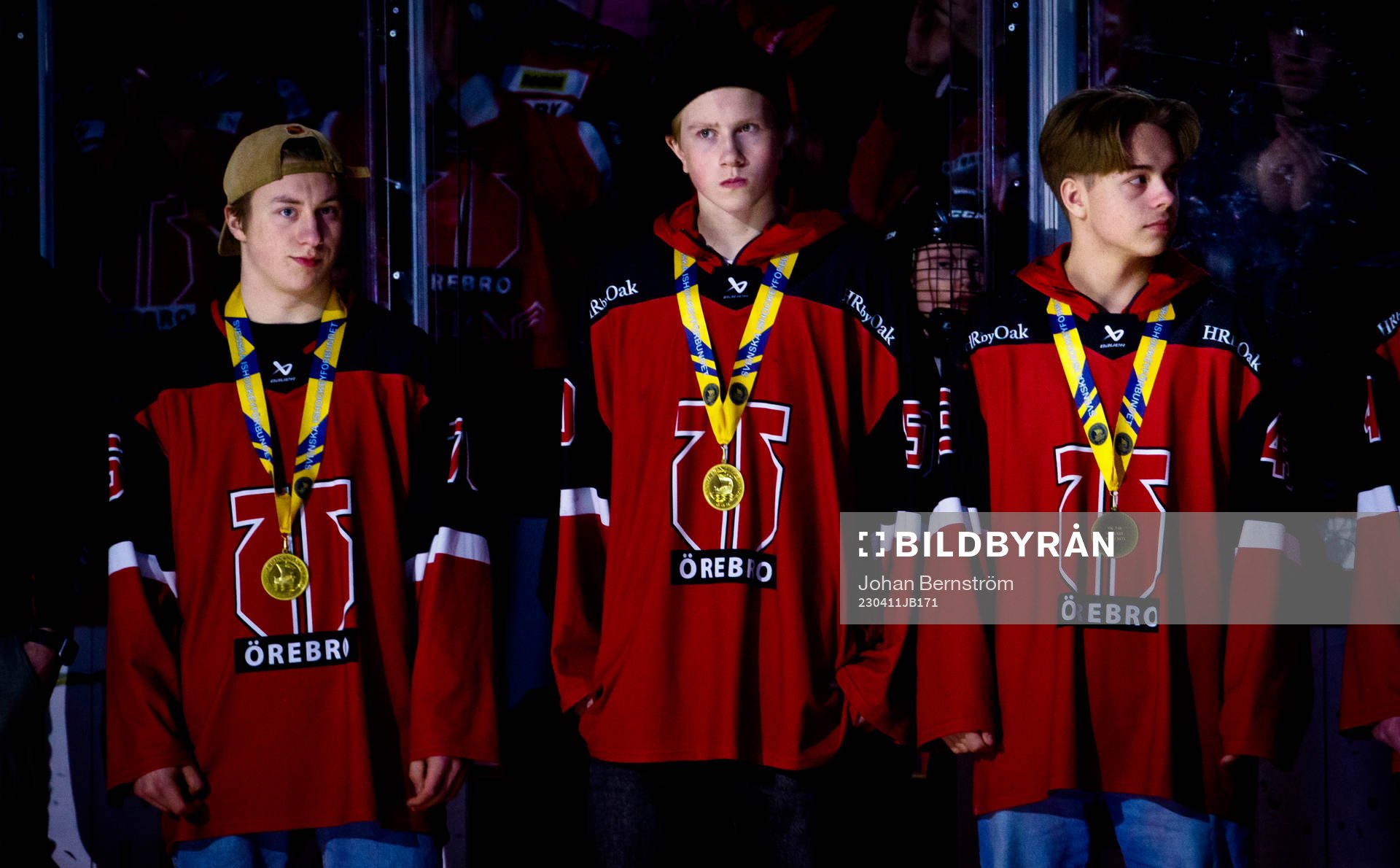 Örebros J18 lag hyllas
