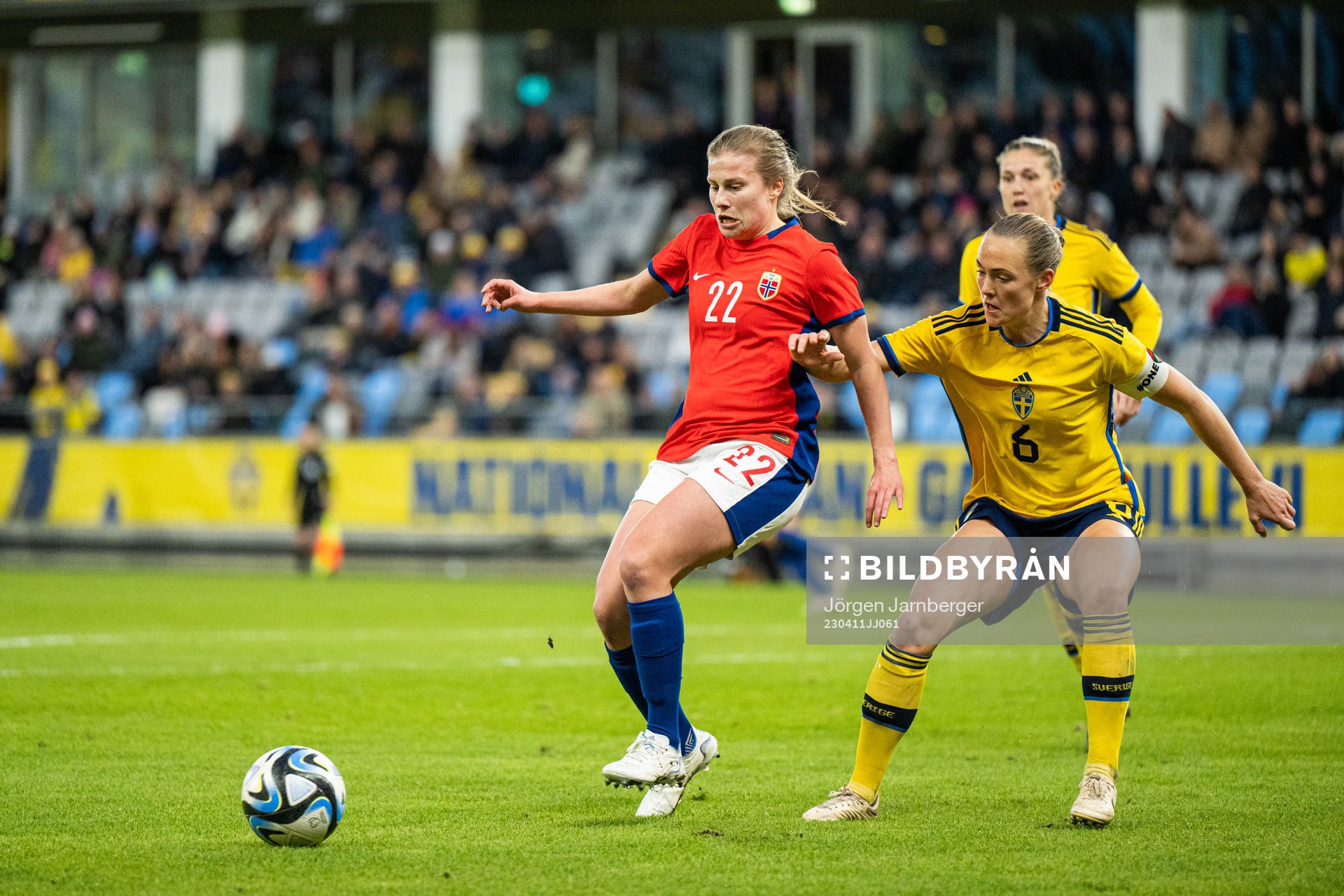 Cesilie Andreassen of Norway and Magdalena Eriksson of