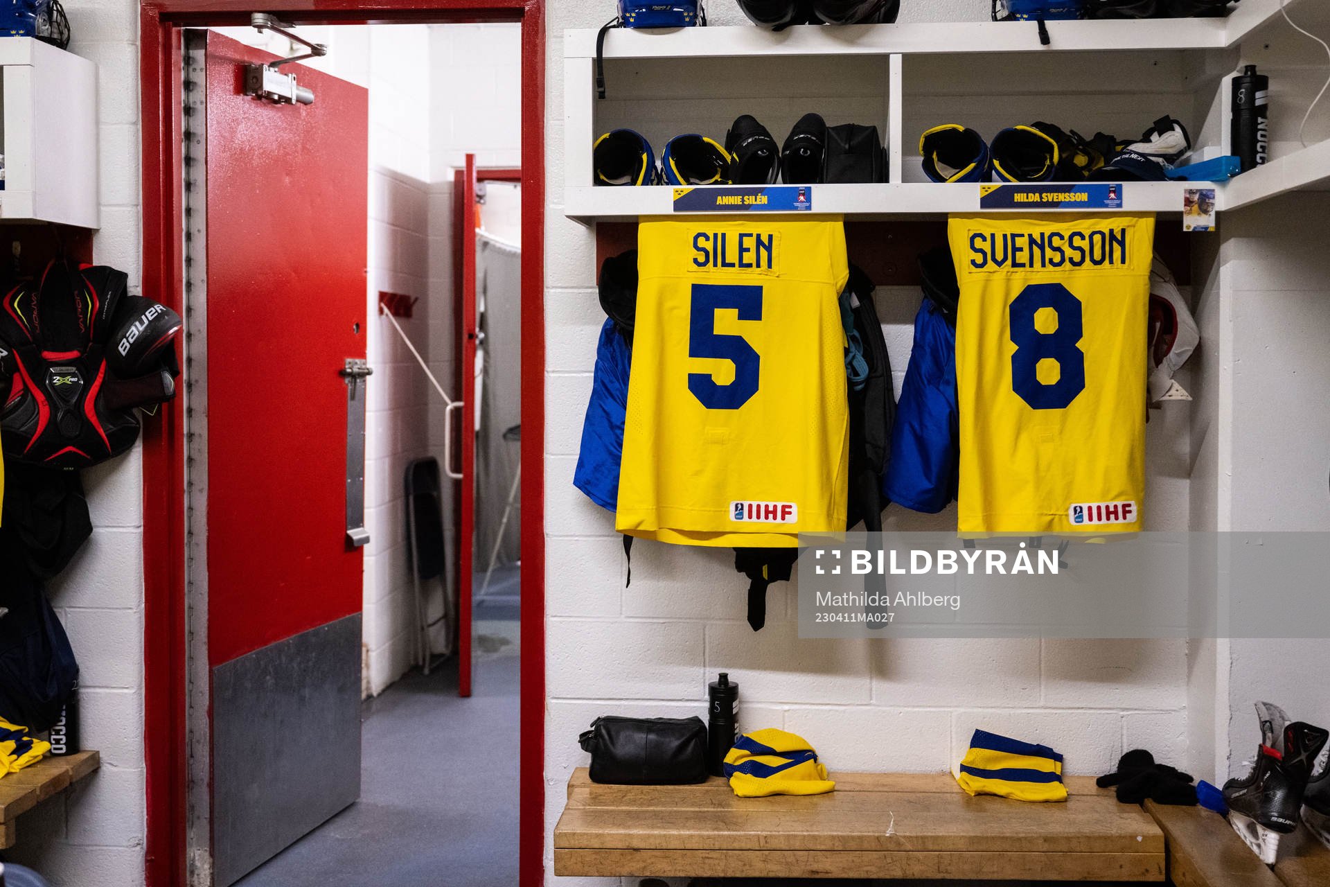 The jerseys  Annie Silén and Hilda Svensson of Sweden