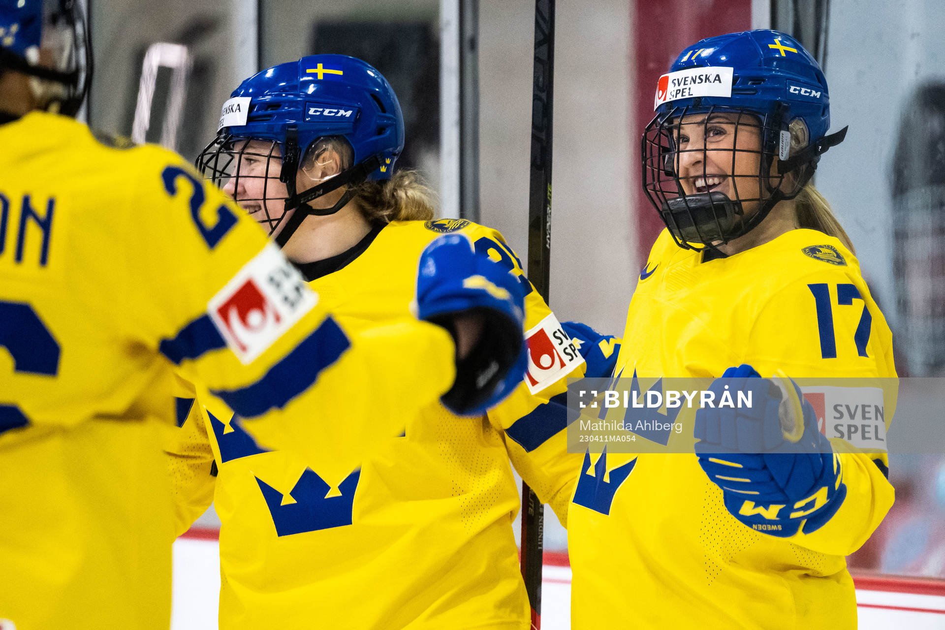 Sofie Lundin of Sweden celebrate scoring 2-0