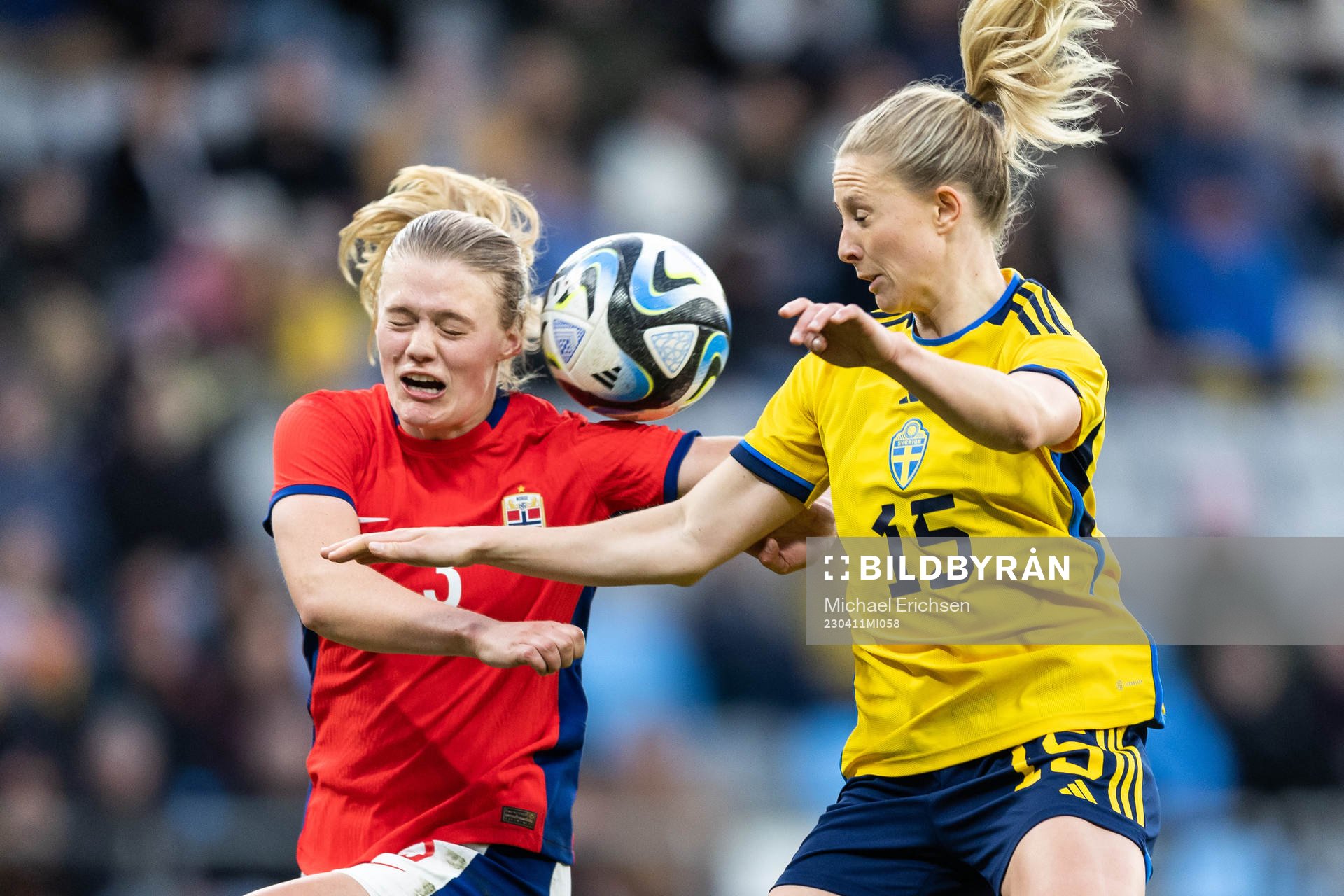 Mathilde Harviken of Norway and Rebecka Blomqvist of Sweden