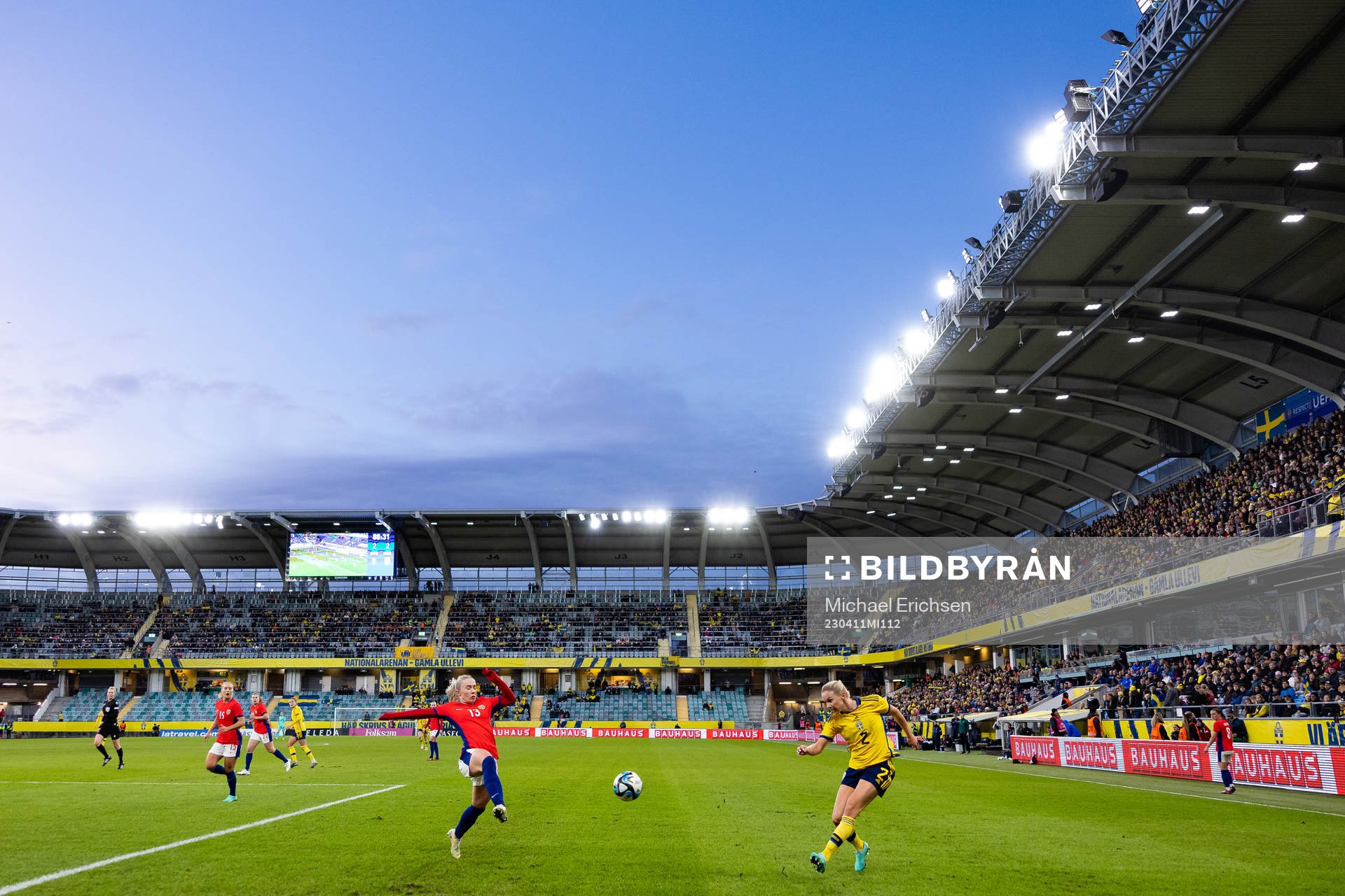 Thea Bjelde of Norway and Jonna Andersson of Sweden