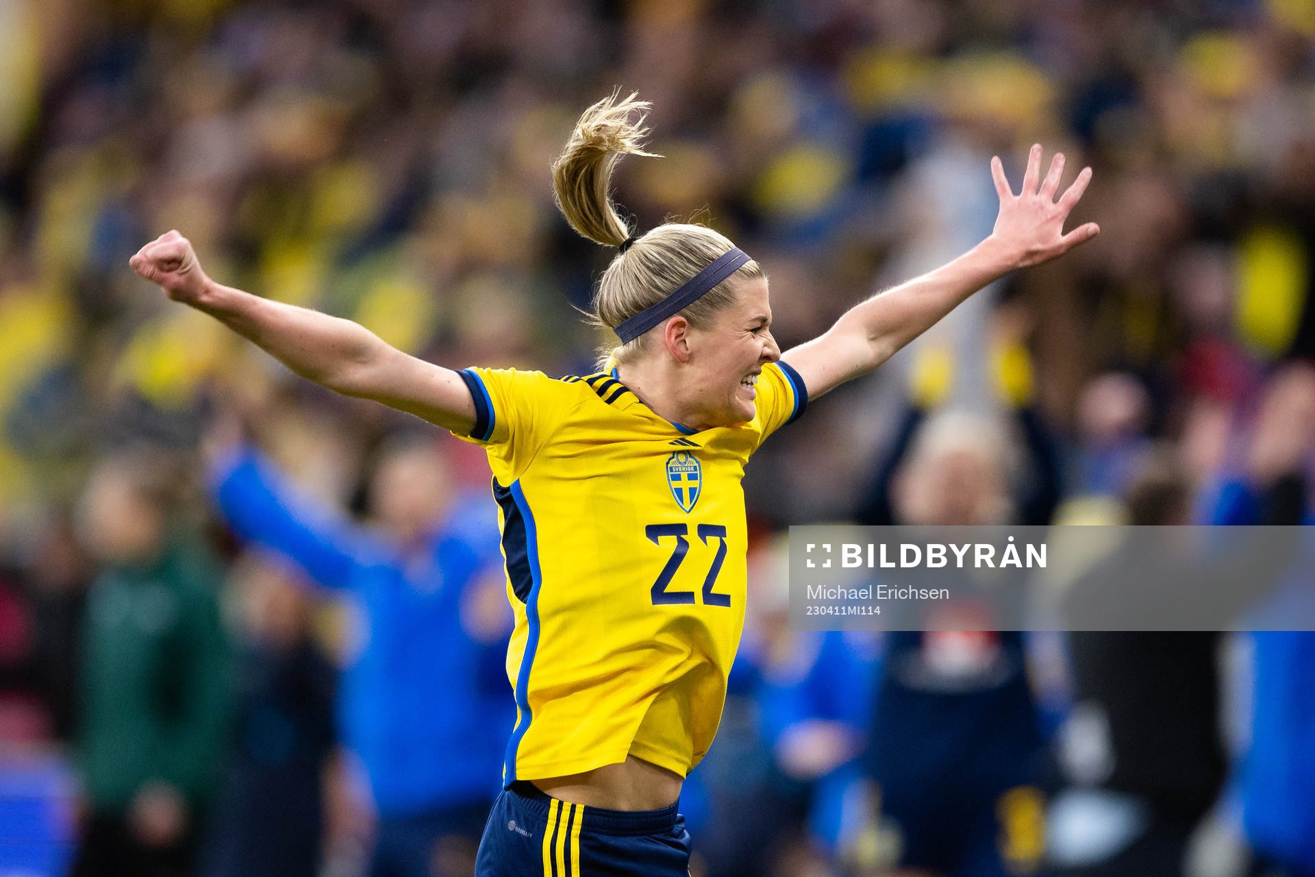 Olivia Schough of Sweden celebrates scoring 3-2