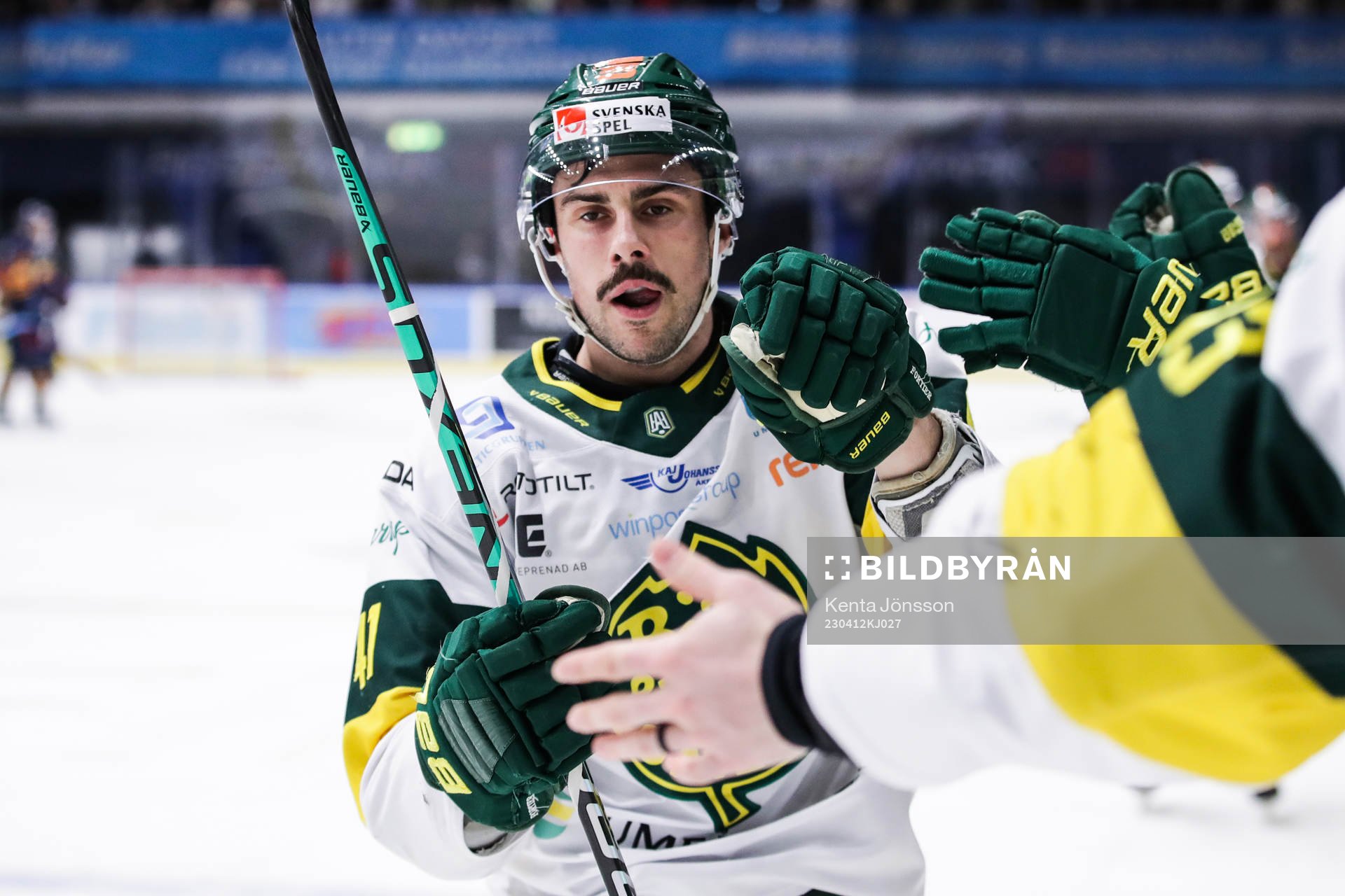 Björklövens Maxime Fortier jublar
