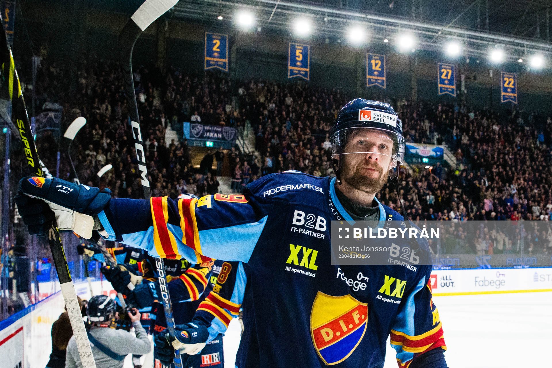 Djurgårdens Cameron Schilling jublar