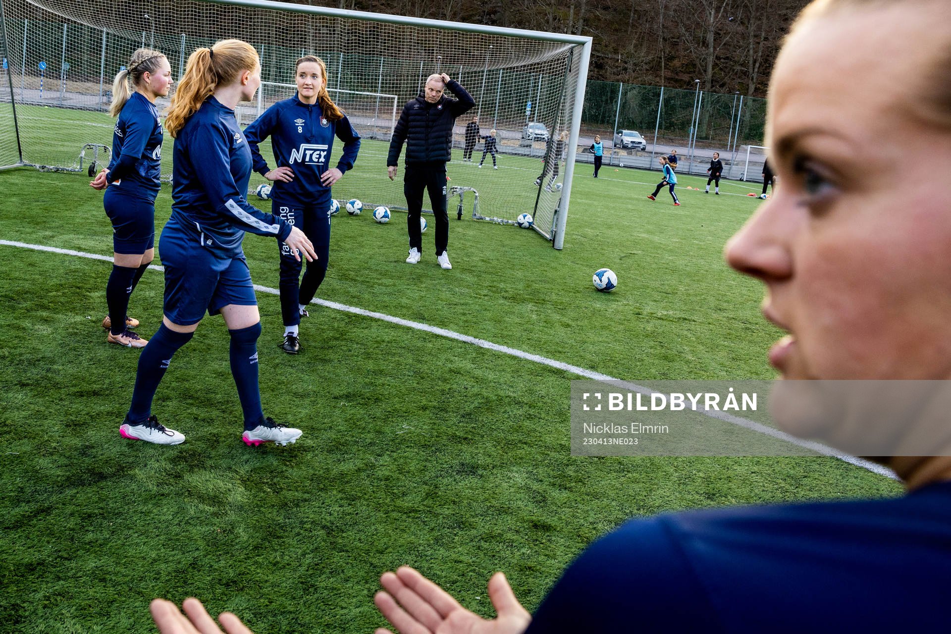 Örgrytes tränare Micael Berndtsson, Mathilda Sjöström,