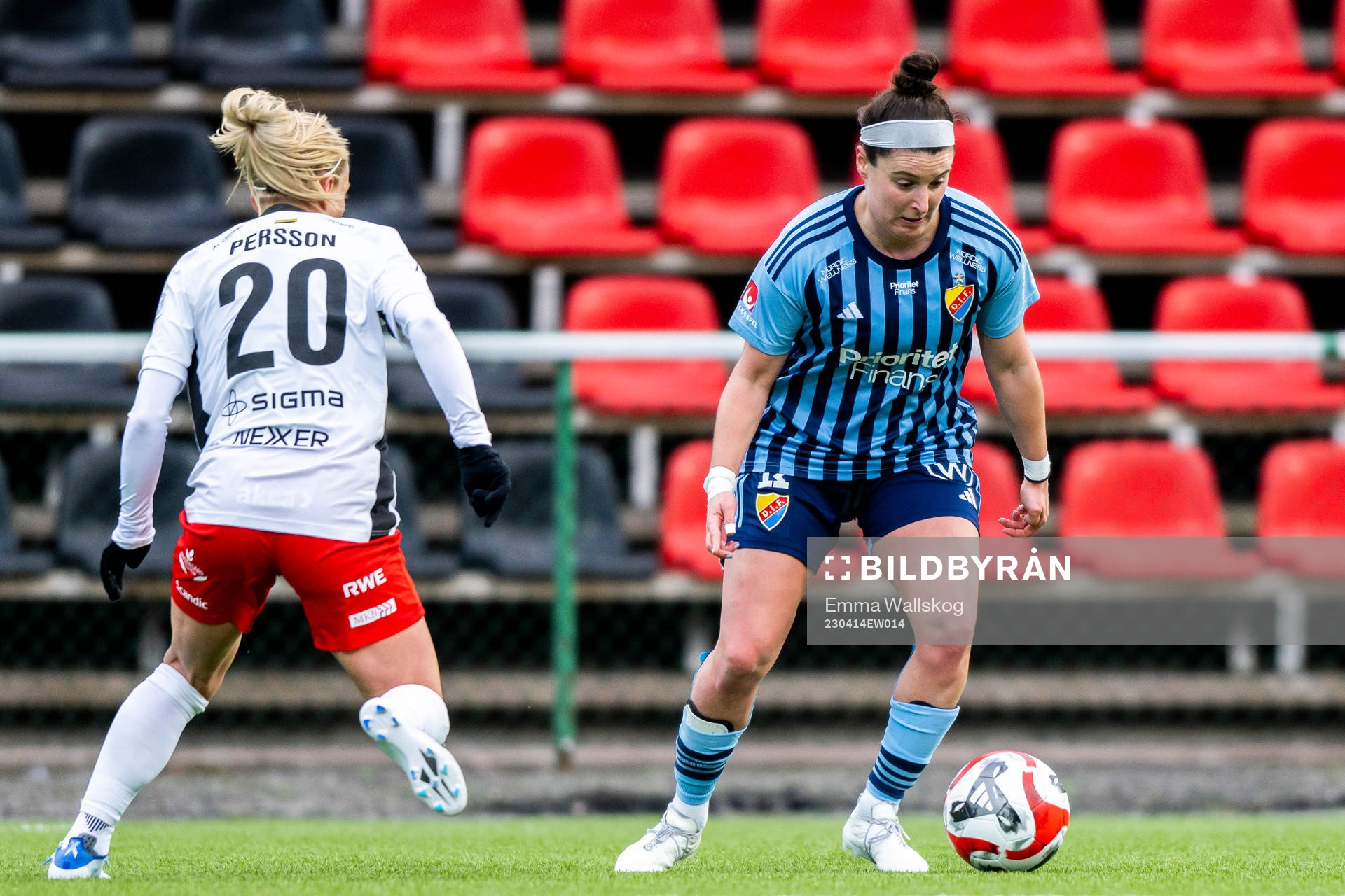 FC Rosengårds Mia Persson och Djurgårdens Hayley Dowd