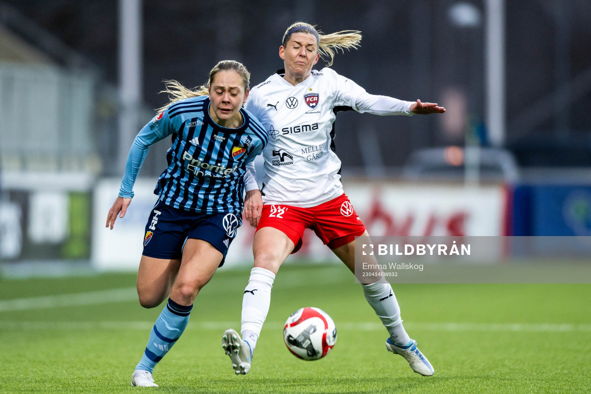 Djurgårdens Alice Bergström och FC Rosengårds Olivia