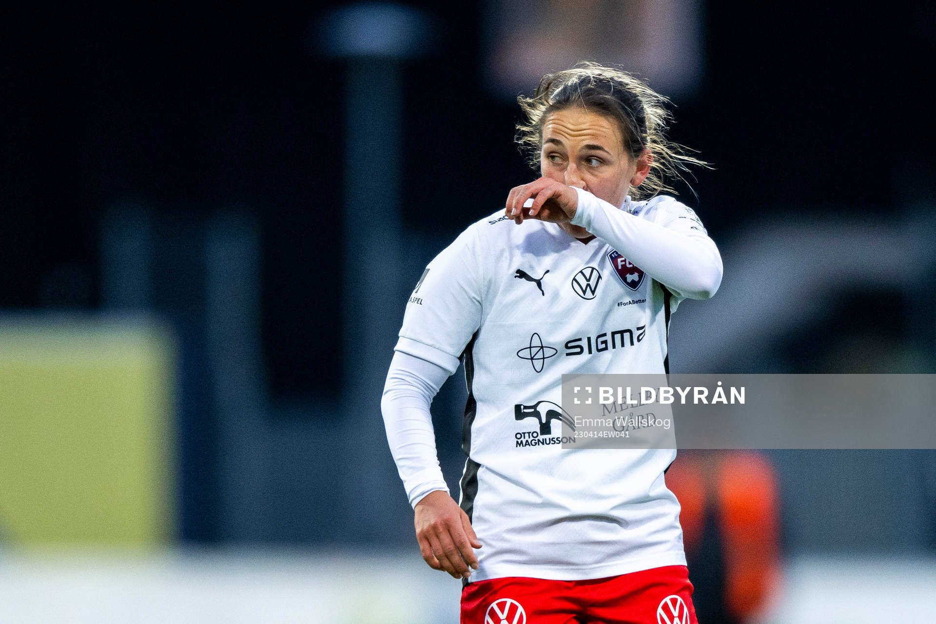 FC Rosengårds Gina Chmielinski deppar