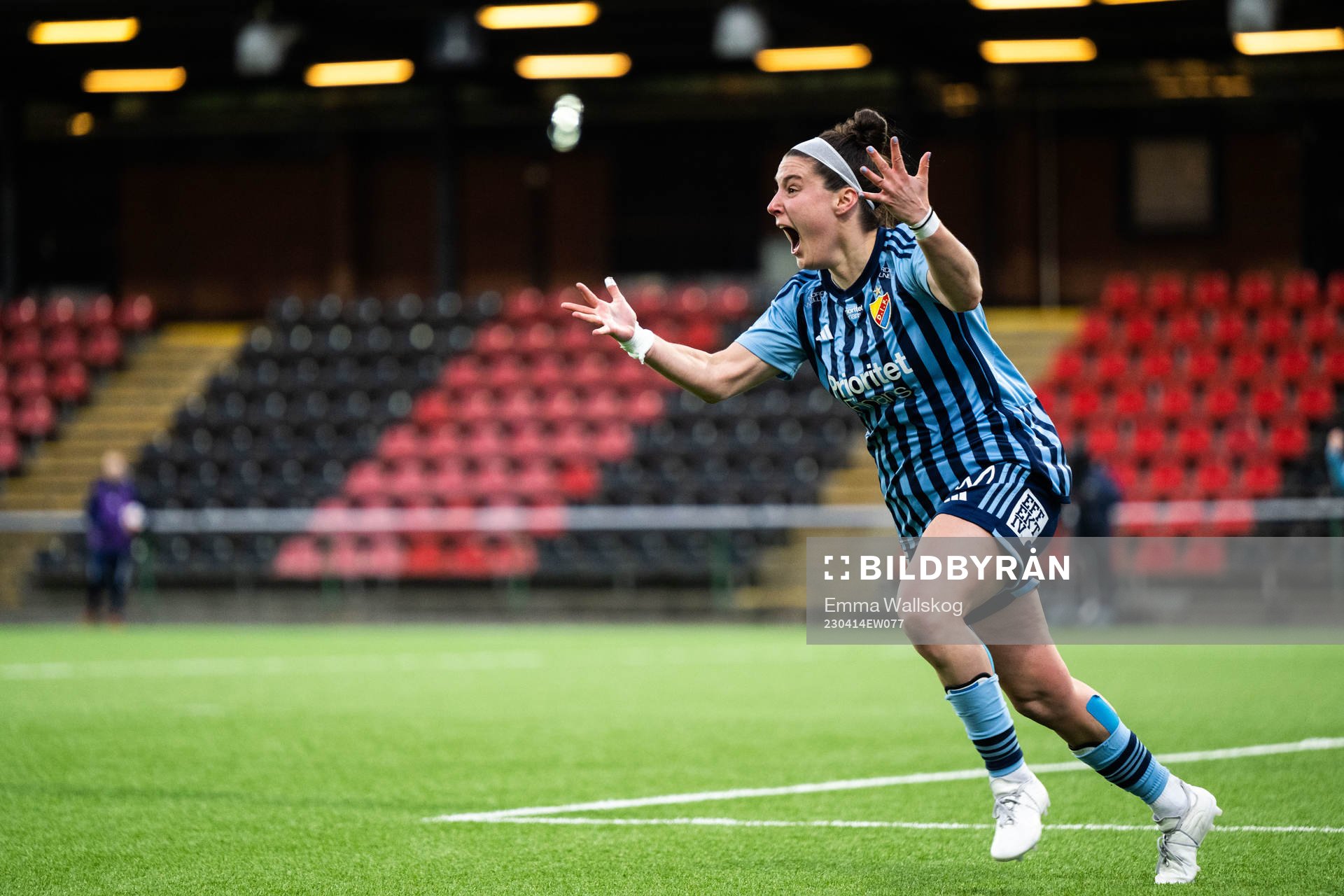 Djurgårdens Hayley Dowd jublar