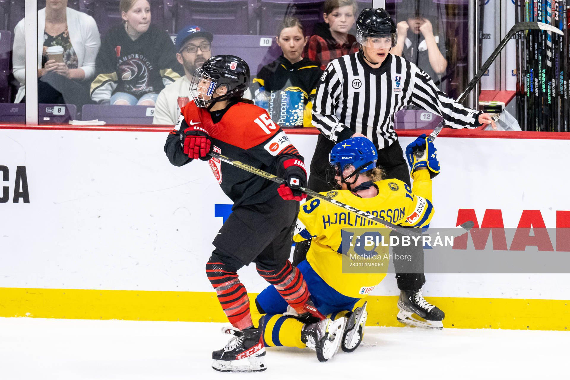 Rui Ukita of Japan, Sara Hjalmarsson of Sweden and