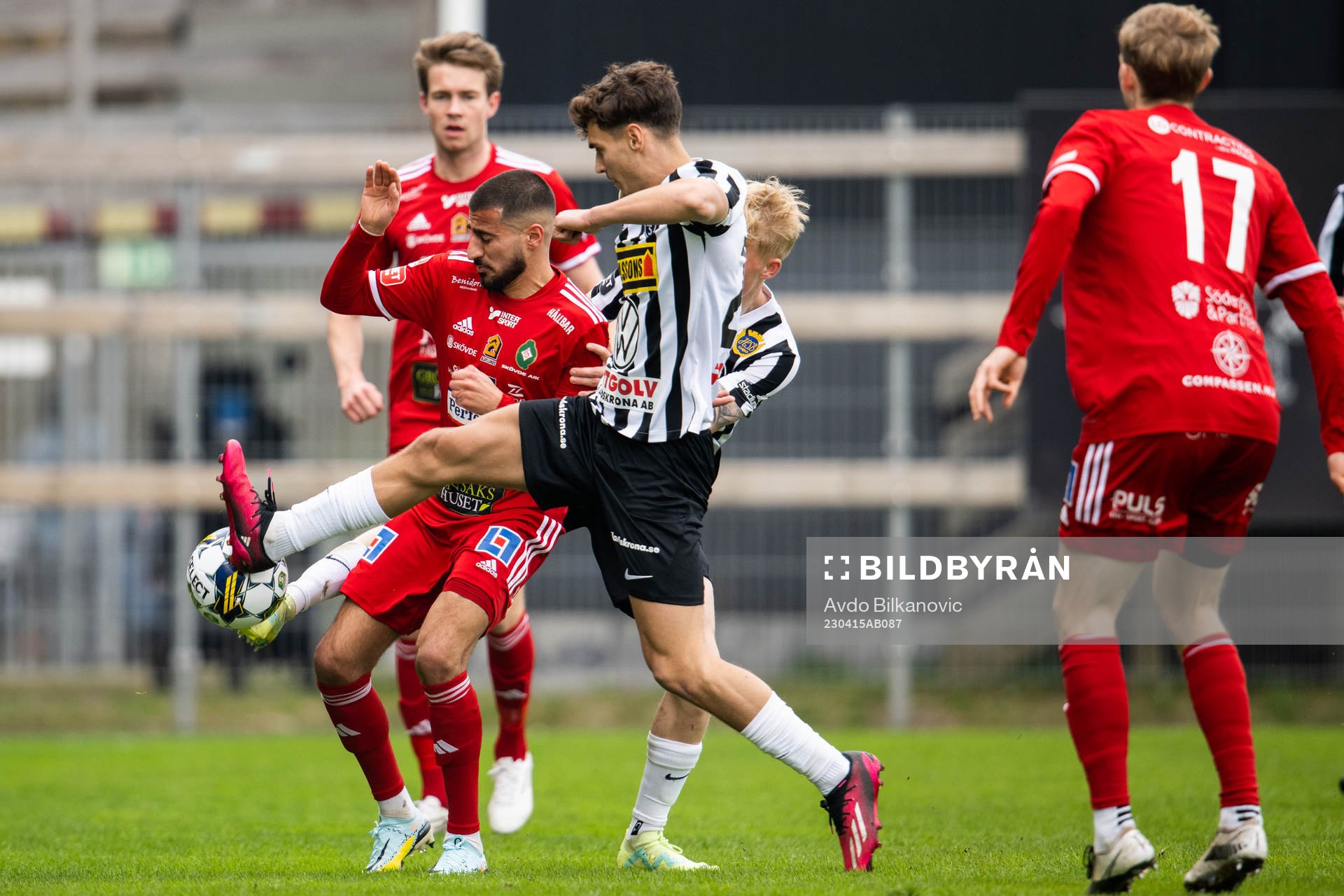 Landskronas Camil Jebara och Skövde AIKs Elmar Abraham
