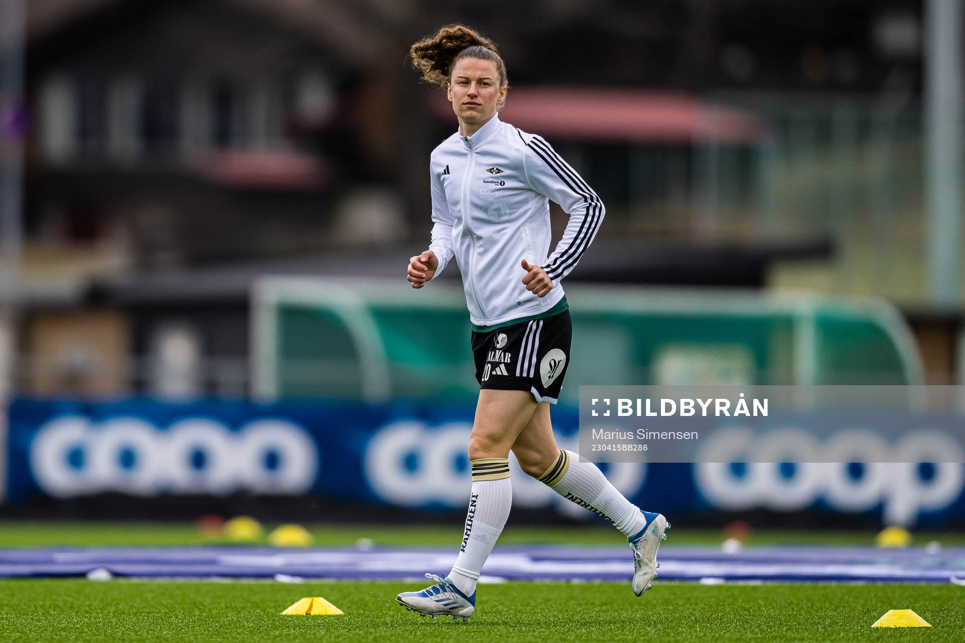 Synne Skinnes Hansen of Rosenborg warms up