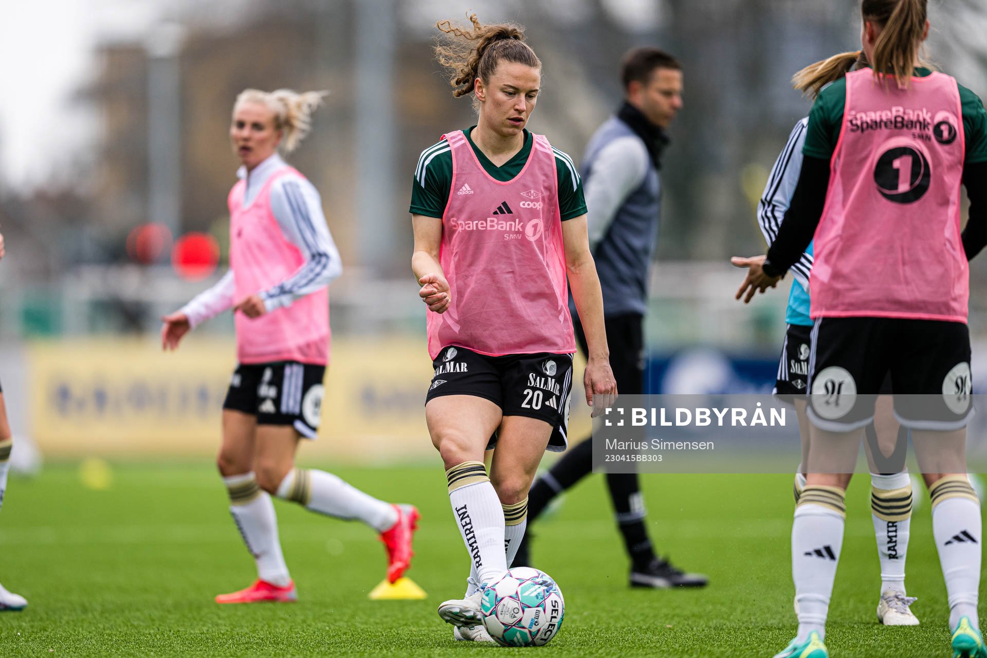 Synne Skinnes Hansen of Rosenborg warms up