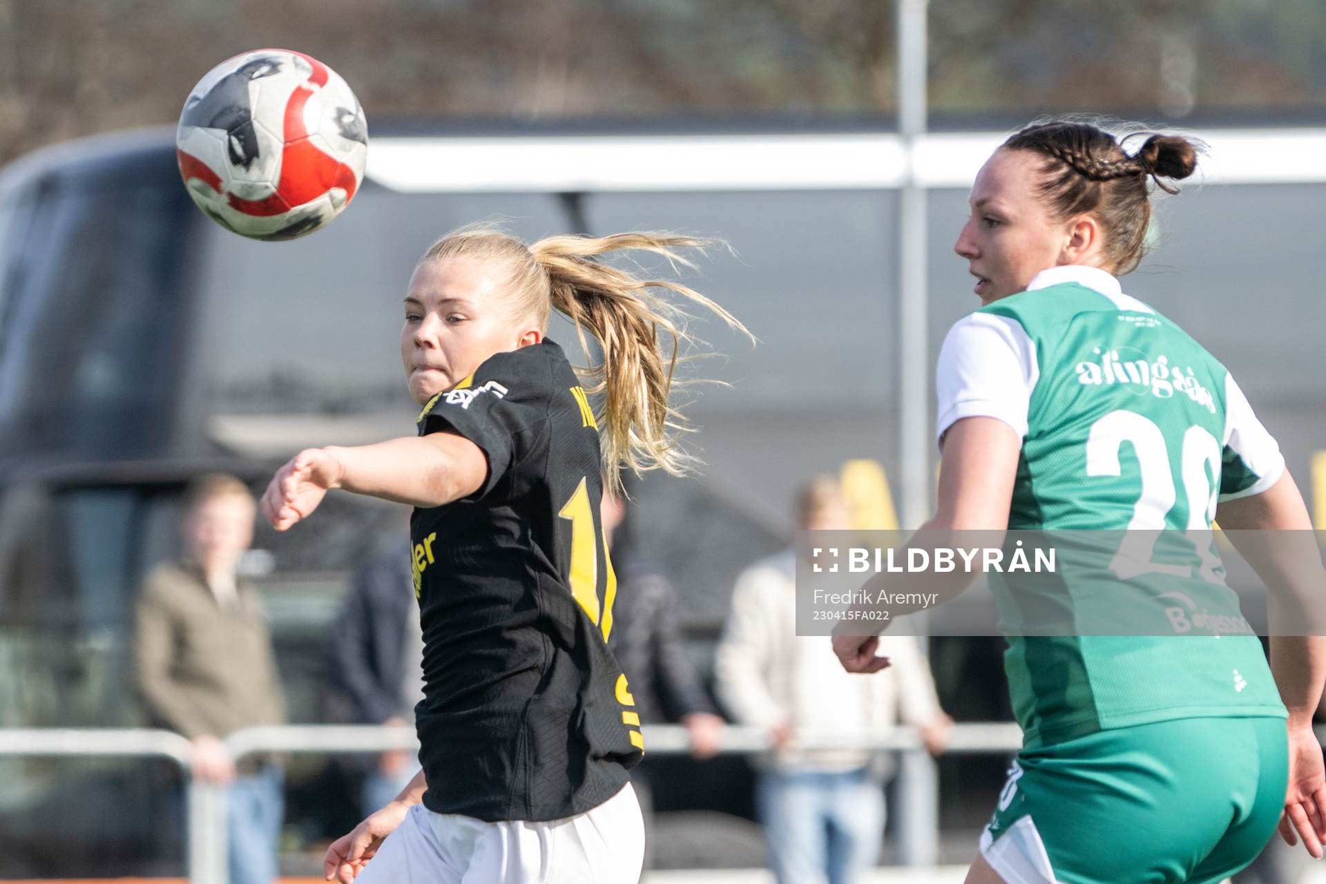 AIKs Matilda Nildén och Alingsås Emmy Blomberg