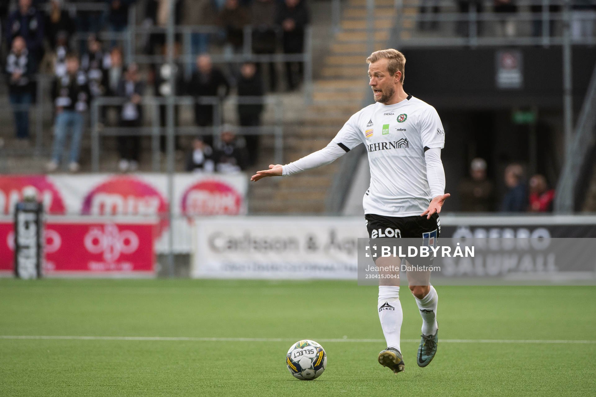 Örebros Sebastian Crona