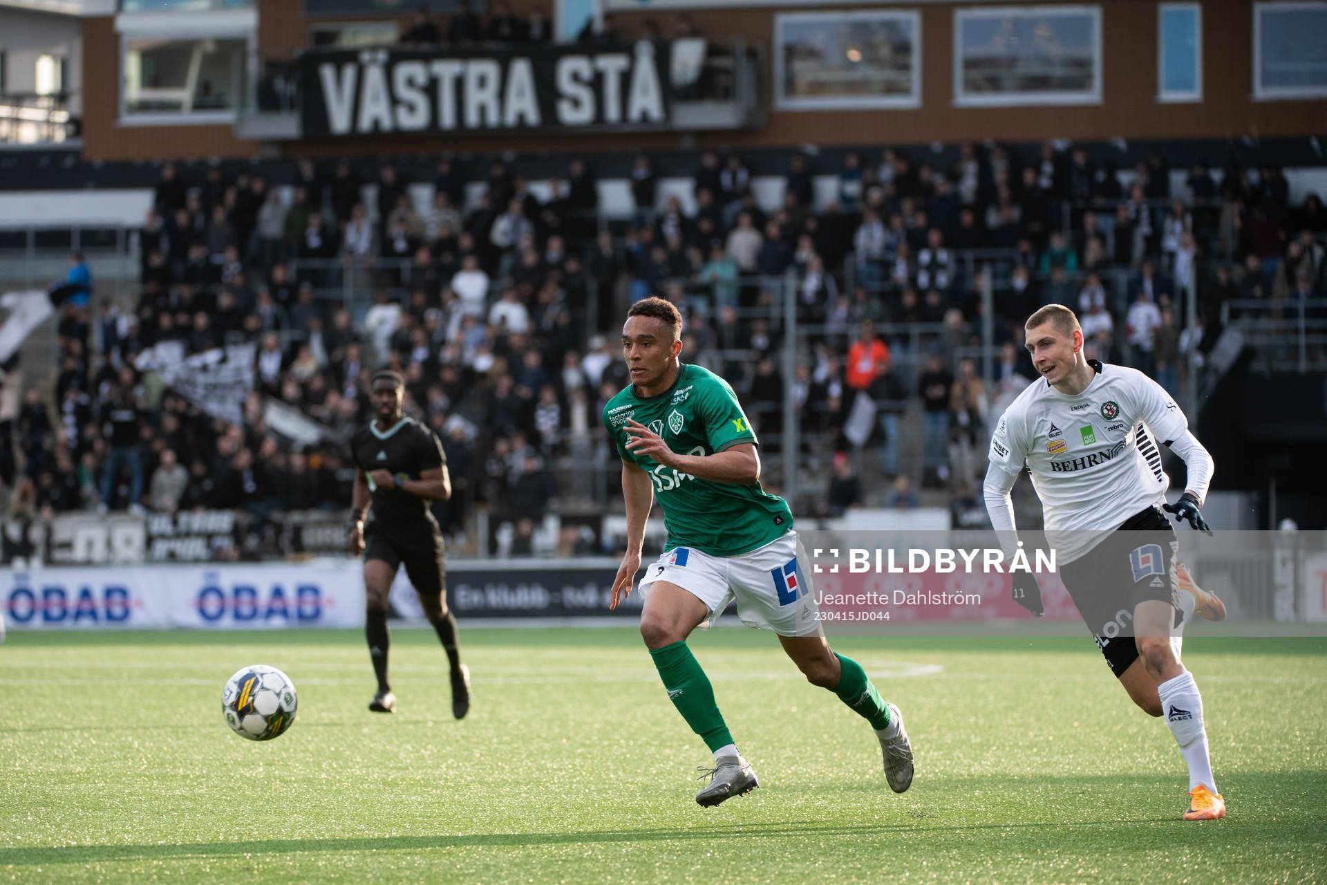 Brages Eirik Asante Gayi och Örebros Adi Fisic