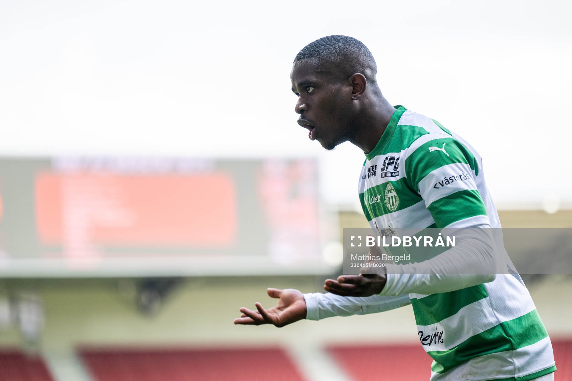 Västerås SKs Jaheem Burke reagerar