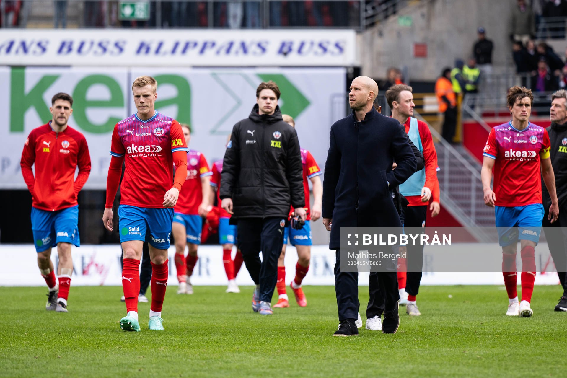 Helsingborgs tränare Mattias Lindström deppar