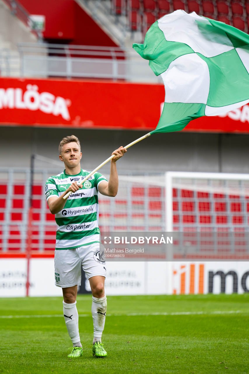 Västerås SKs Simon Gefvert jublar