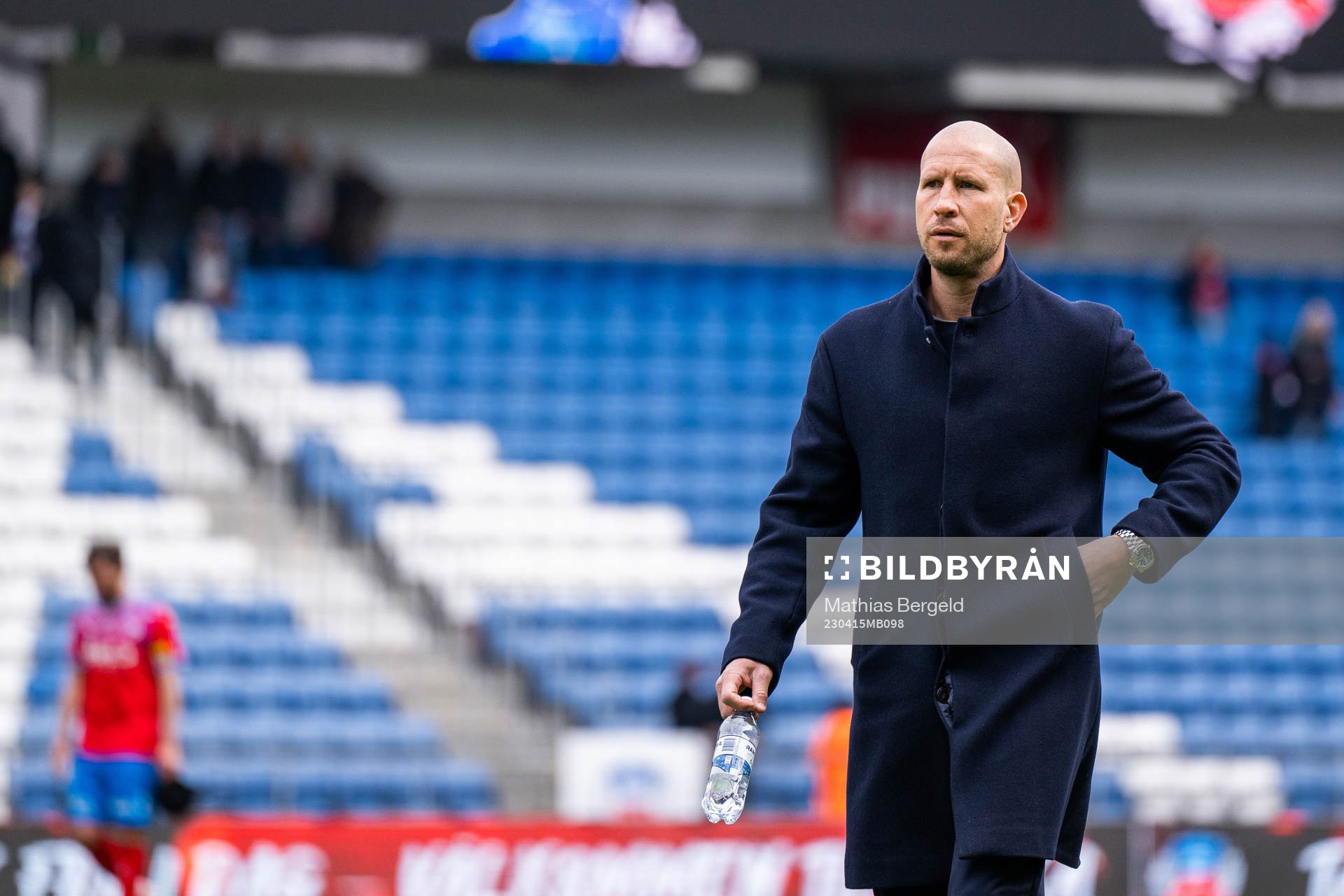 Helsingborgs tränare Mattias Lindström deppar