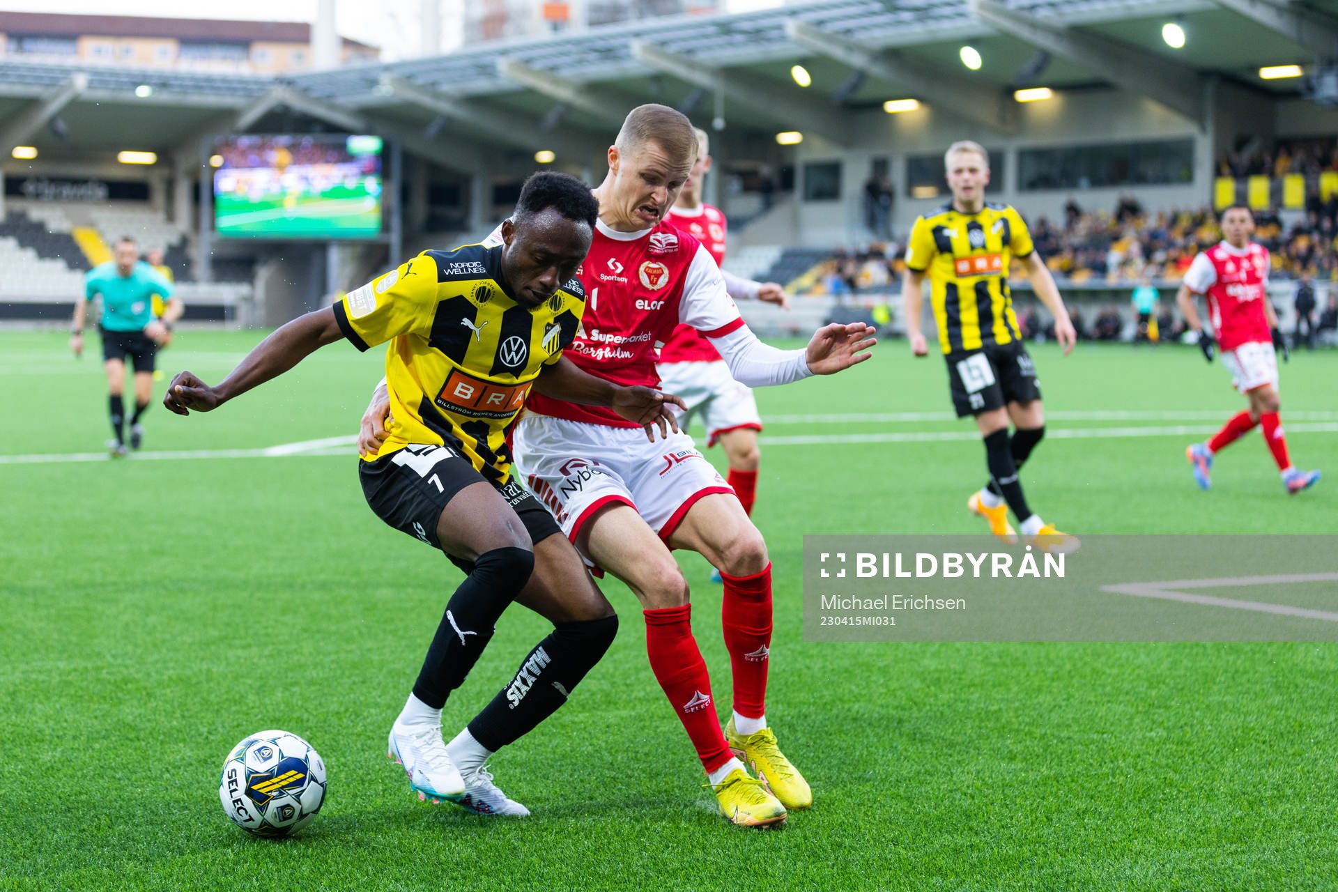 Häckens Benie Adama Traore och Kalmars David Kristjan