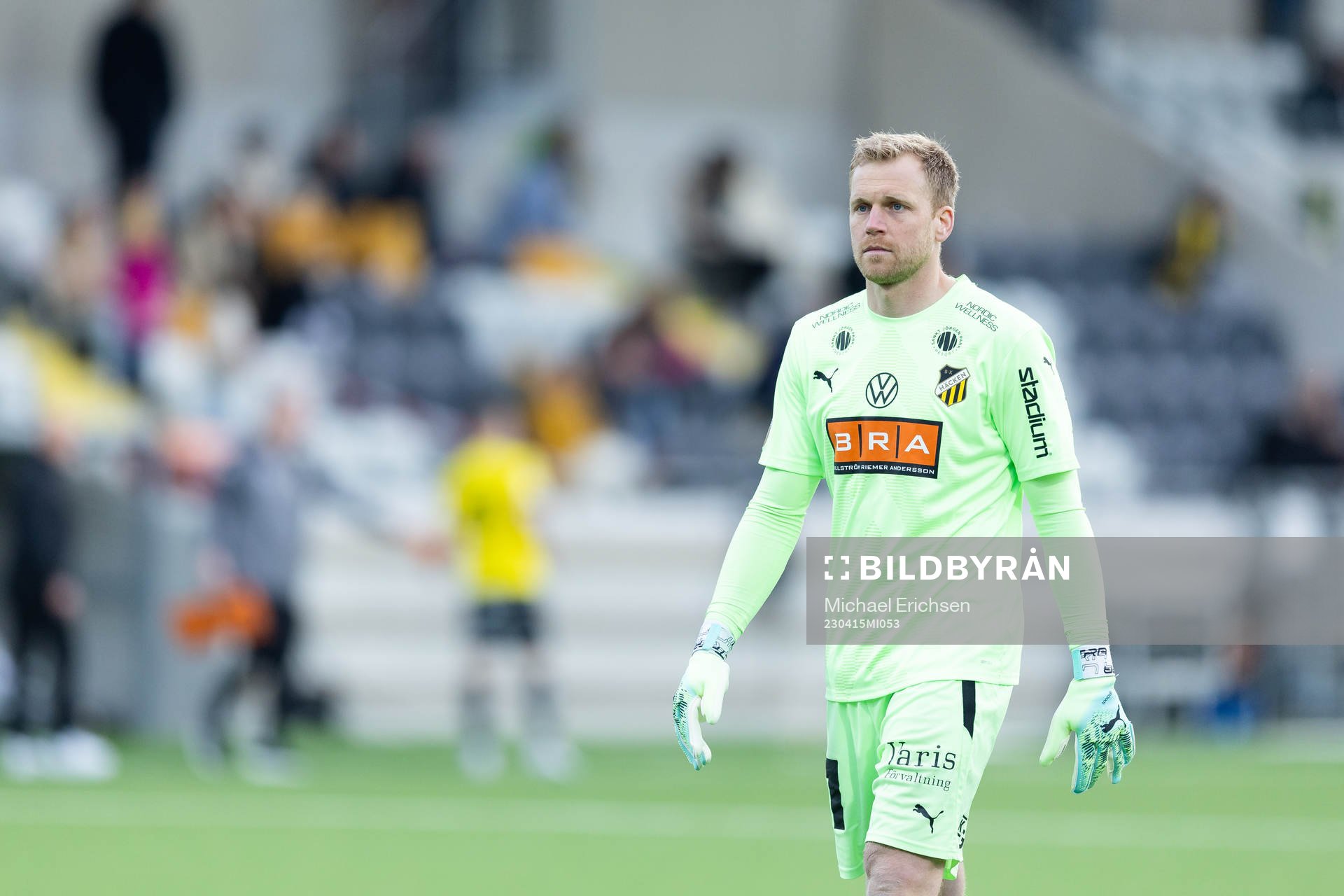 Häckens målvakt Peter Abrahamsson deppar
