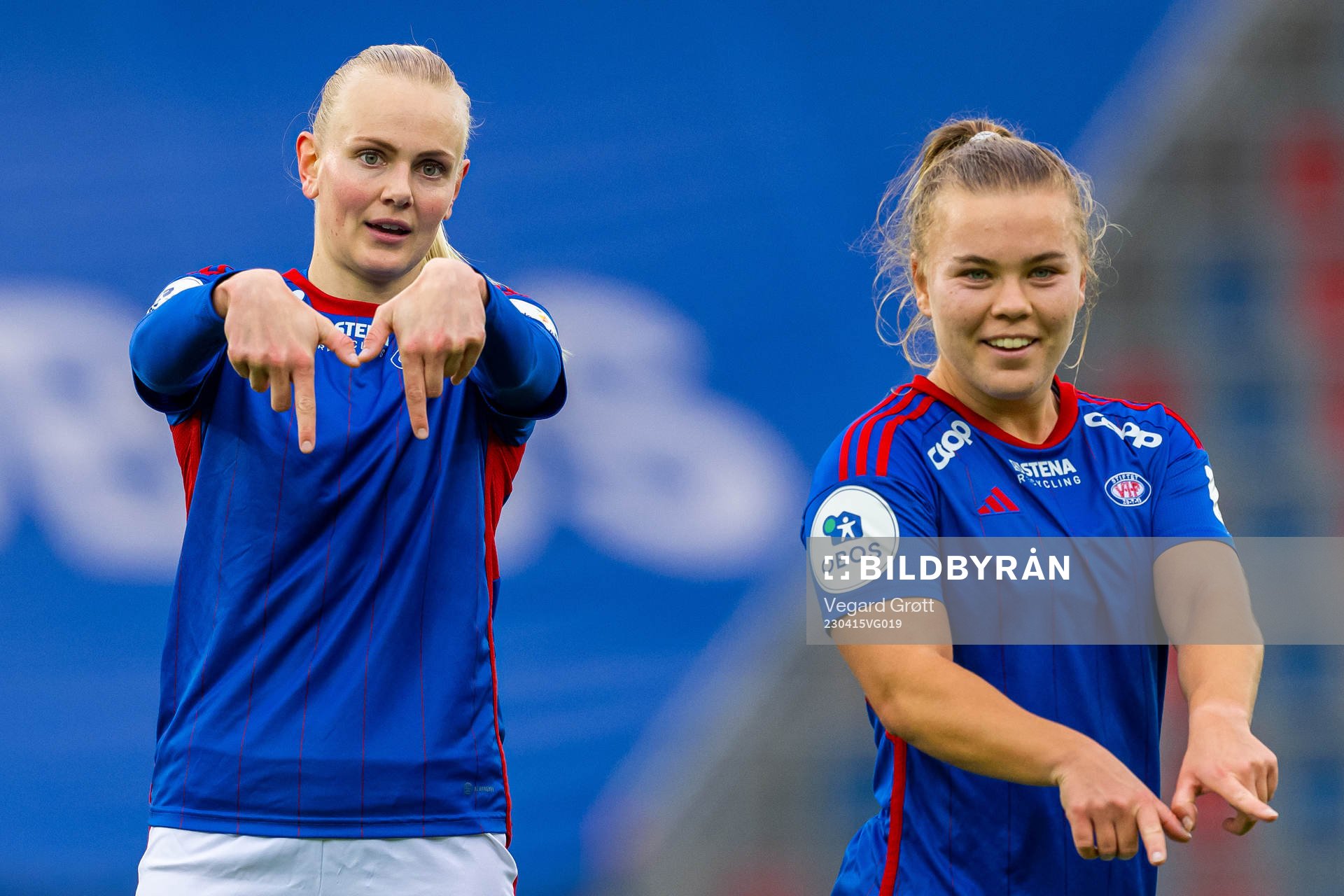 Karina Sævik of Vålerenga celebrates with teammate Olaug Tvedten after scoring 3-0 during the Toppserien football match between Vålerenga and Avaldsnes on April 15, 2023 in Oslo. 