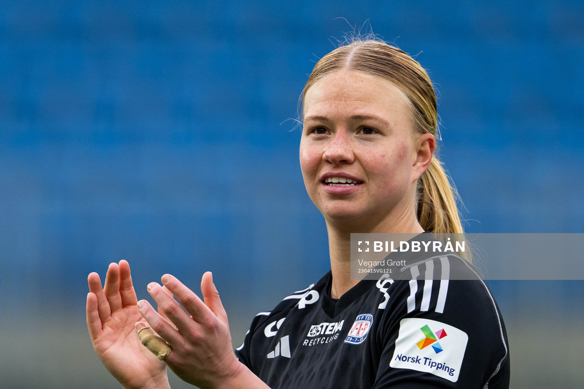 Goalkeeper Jalen Tompkins of Vålerenga