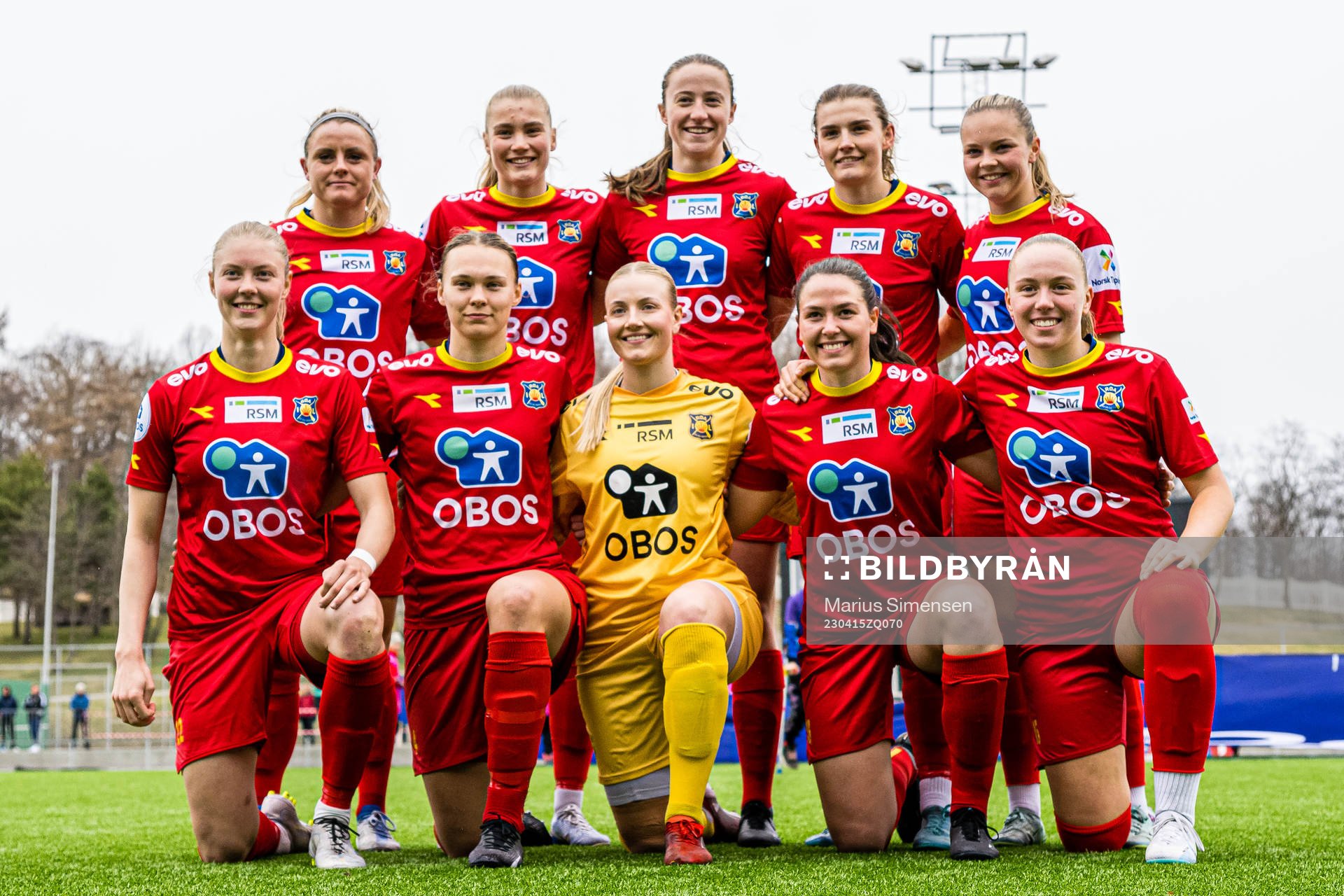 The starting eleven of Røa, from the top left; Kristin