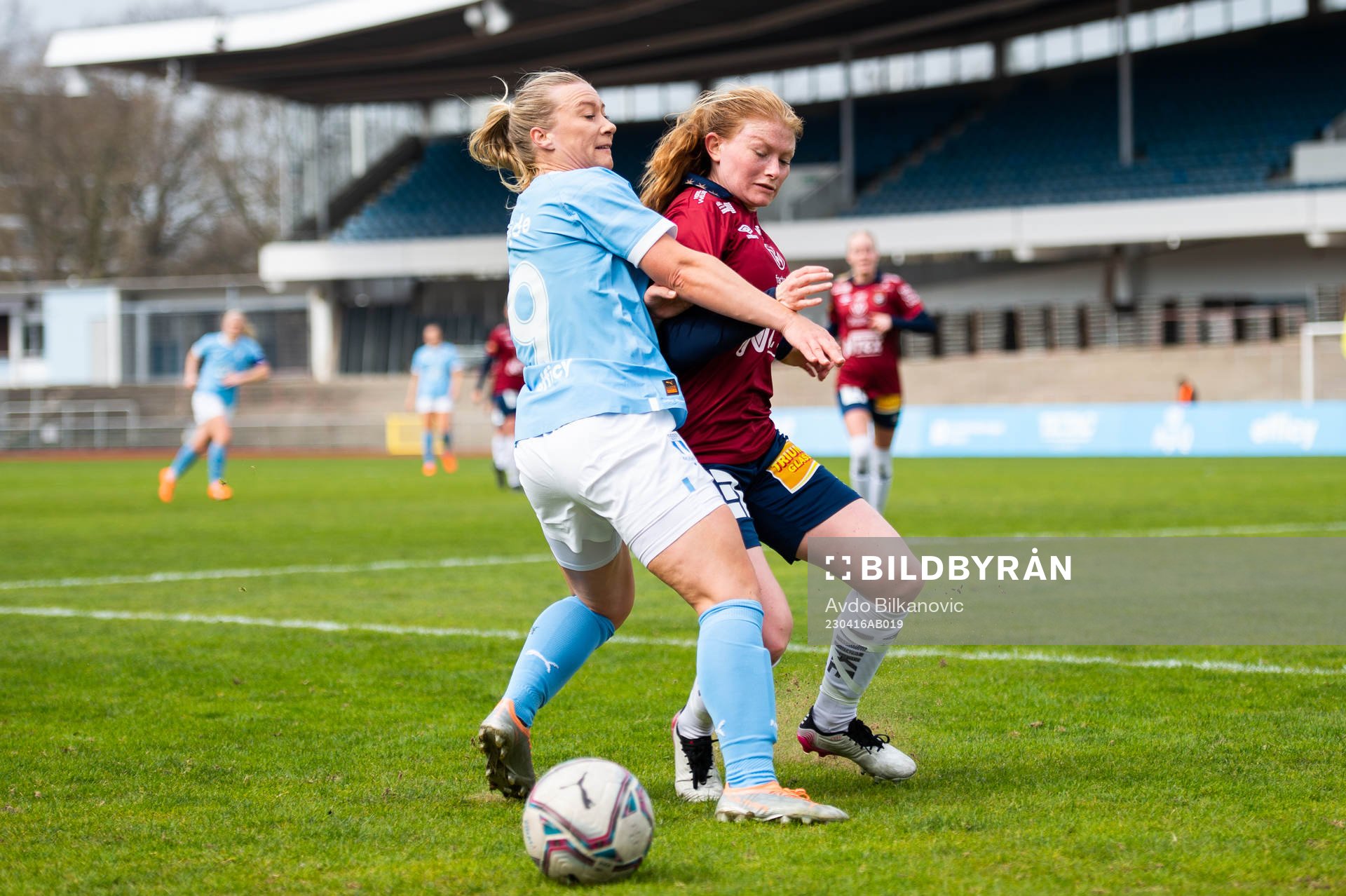 Malmö FFs Madeleine Hejde och Örgrytes Mathilda Sjöström