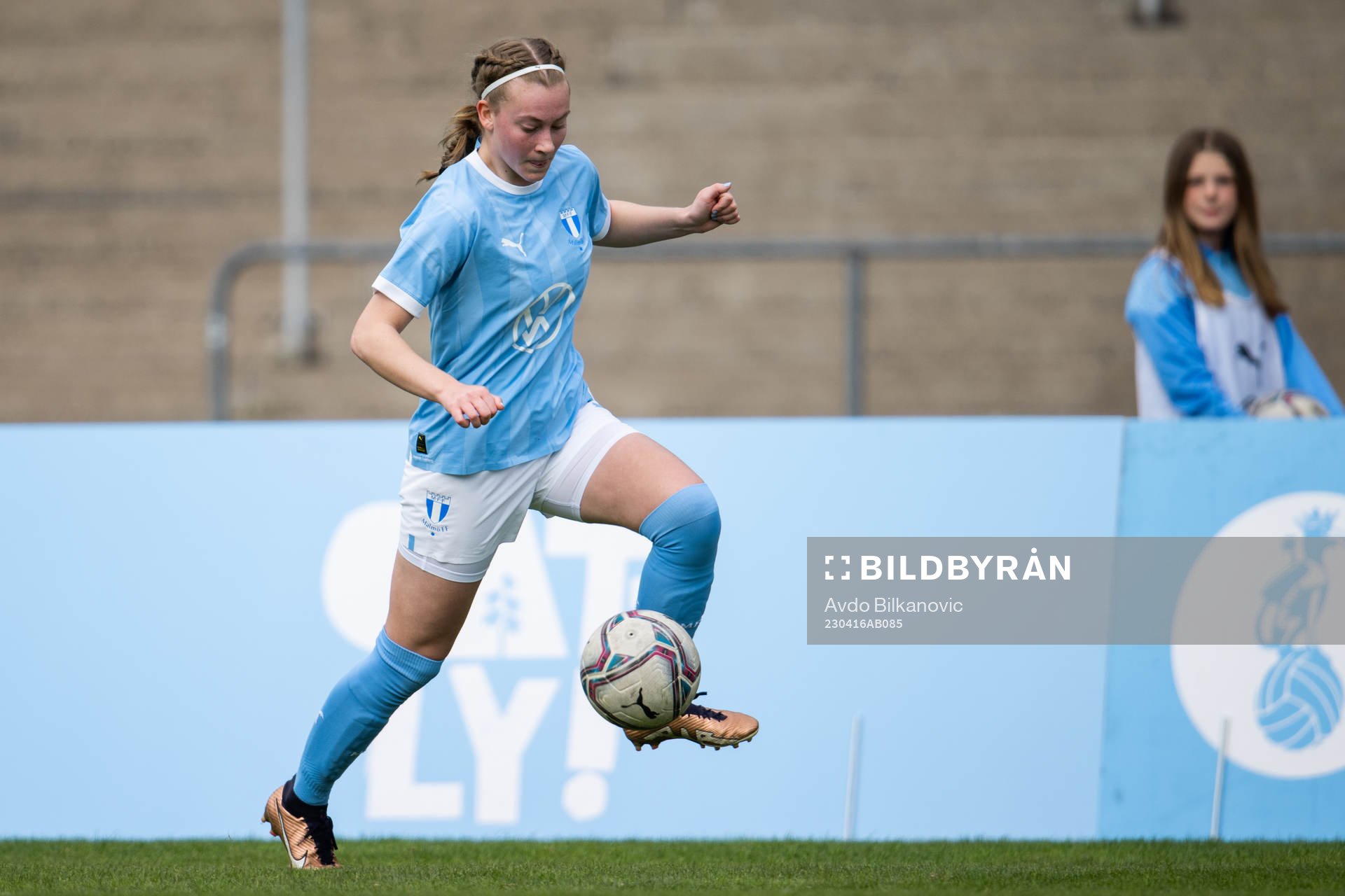 Malmö FFs Agnes Mårtensson under fotbollsmatchen i Division 1 södra mellan Malmö FF och Örgryte IS den 16 april 2023 i Malmö. 