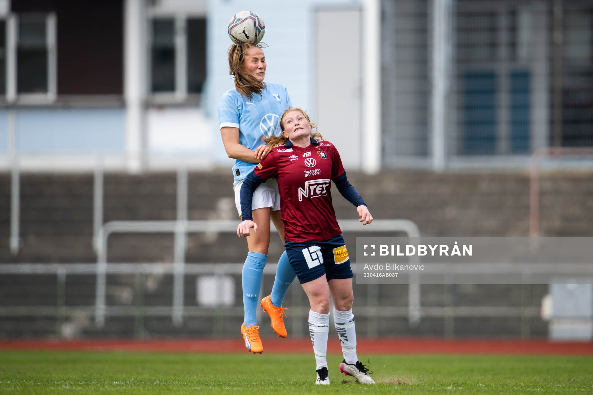 Malmö FFs Linnea Svensson i nickduell mot Örgrytes