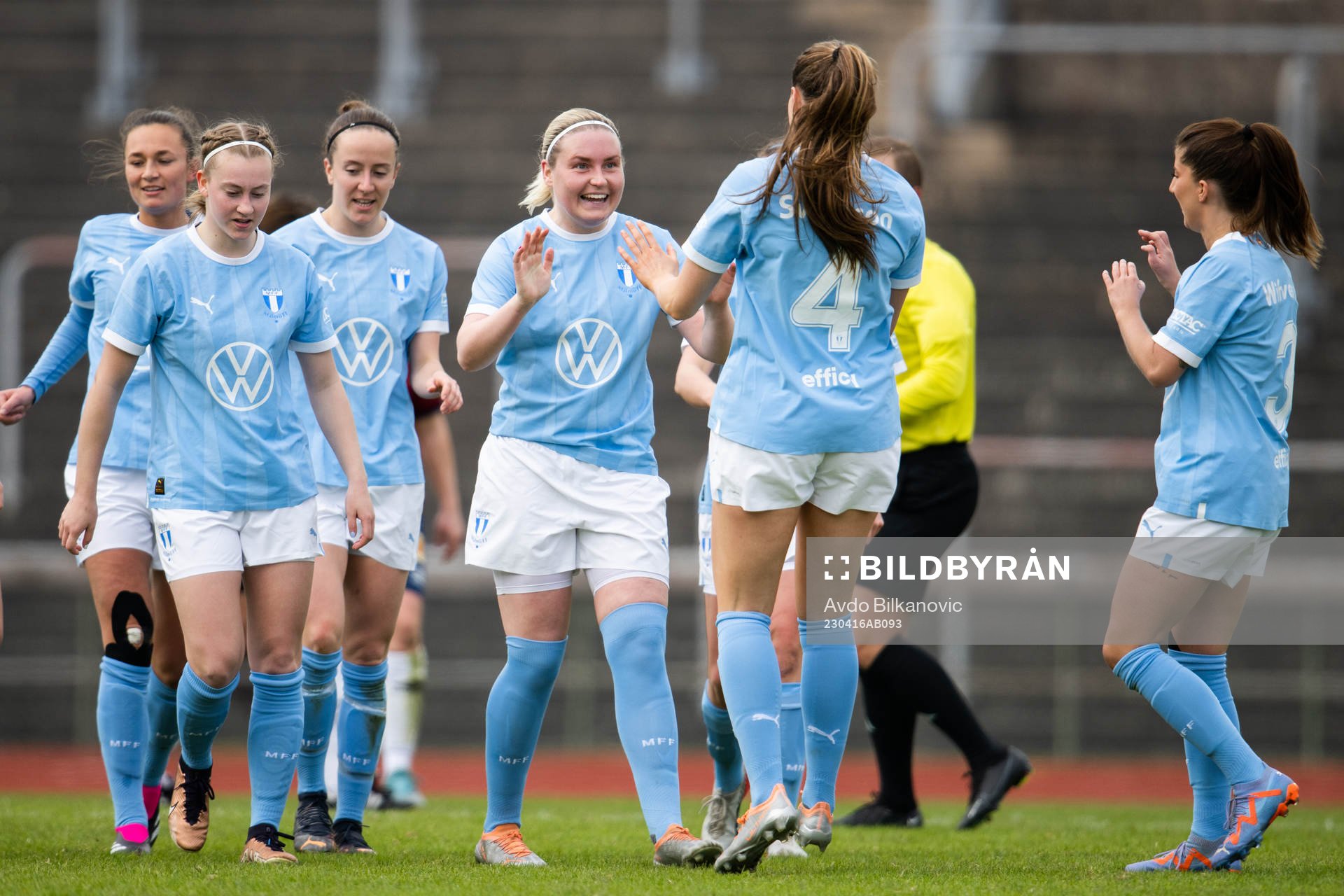 Malmö FFs Rebecka Holm jublar
