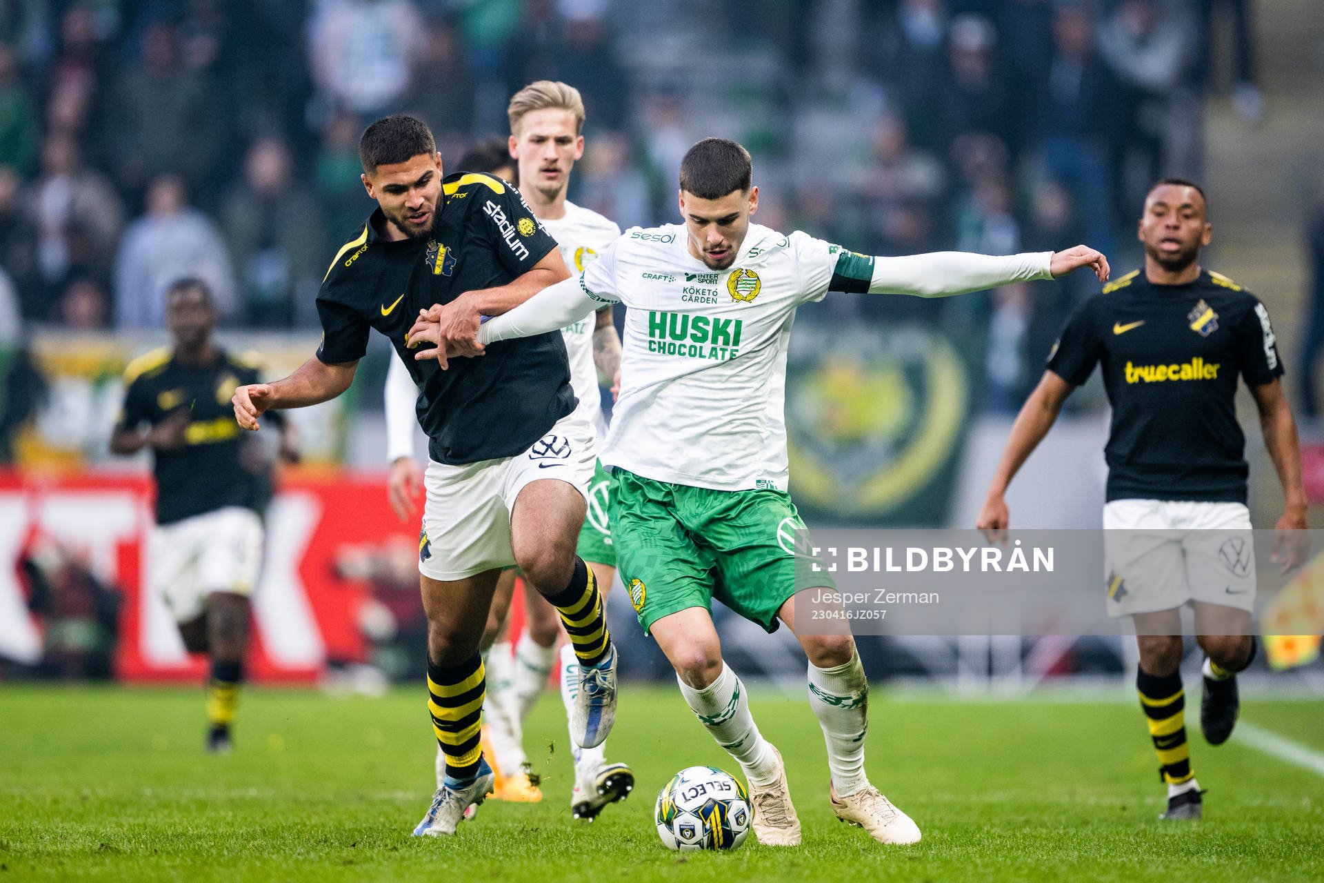AIKs Omar Faraj och Hammarbys Edvin Kurtulus