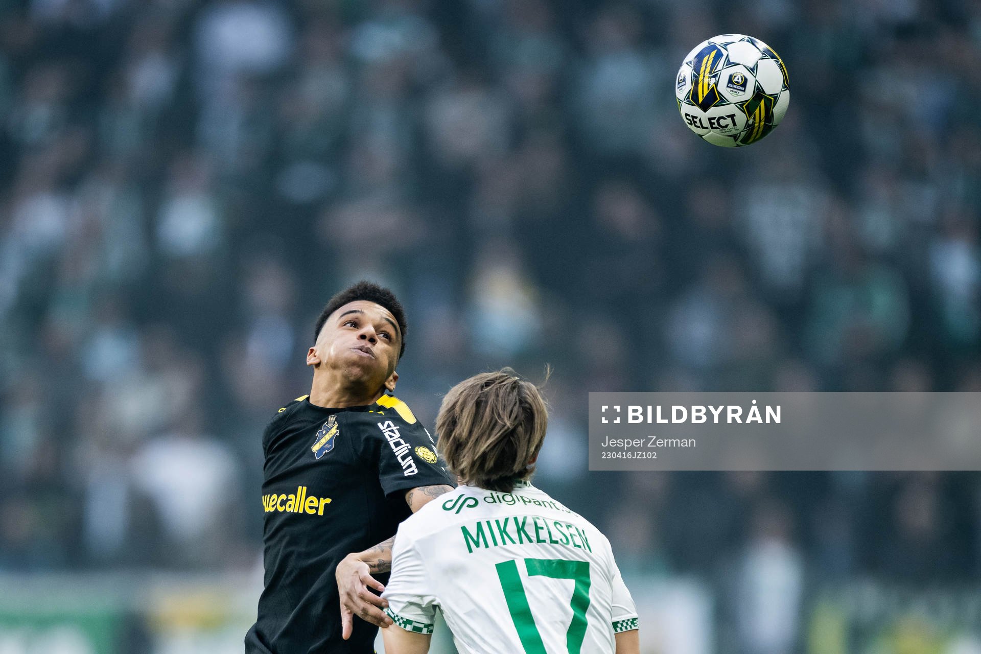 AIKs Rui Modesto och Hammarbys August Mikkelsen