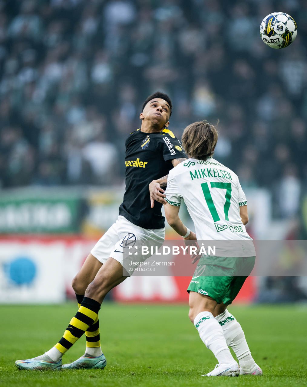 AIKs Rui Modesto och Hammarbys August Mikkelsen