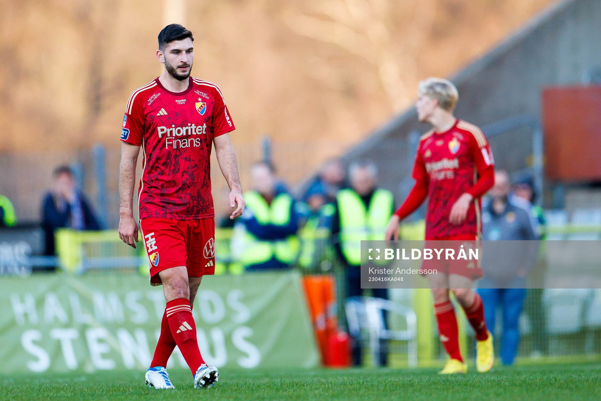 Djurgårdens Besard Sabovic deppar