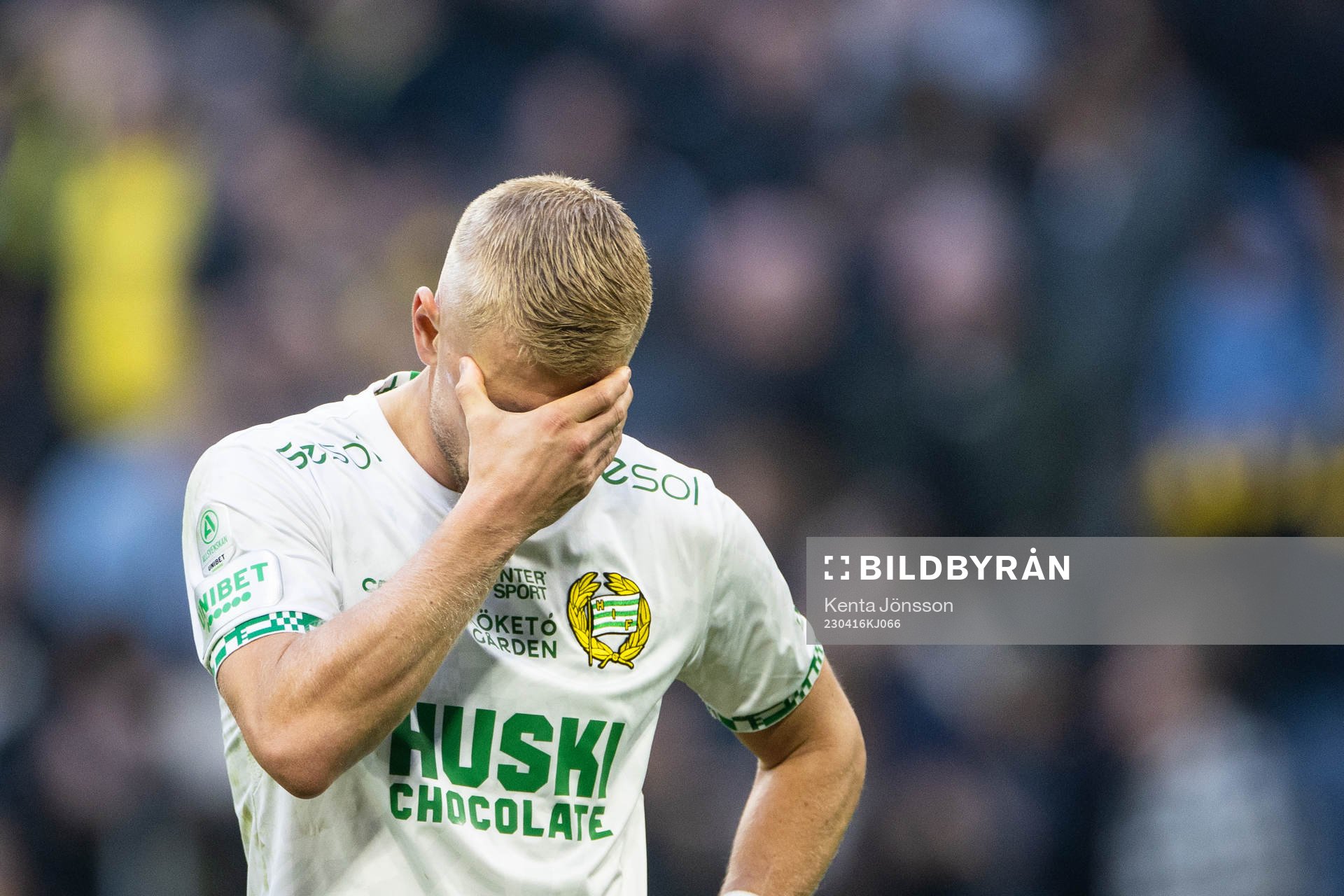 Hammarbys Simon Strand deppar