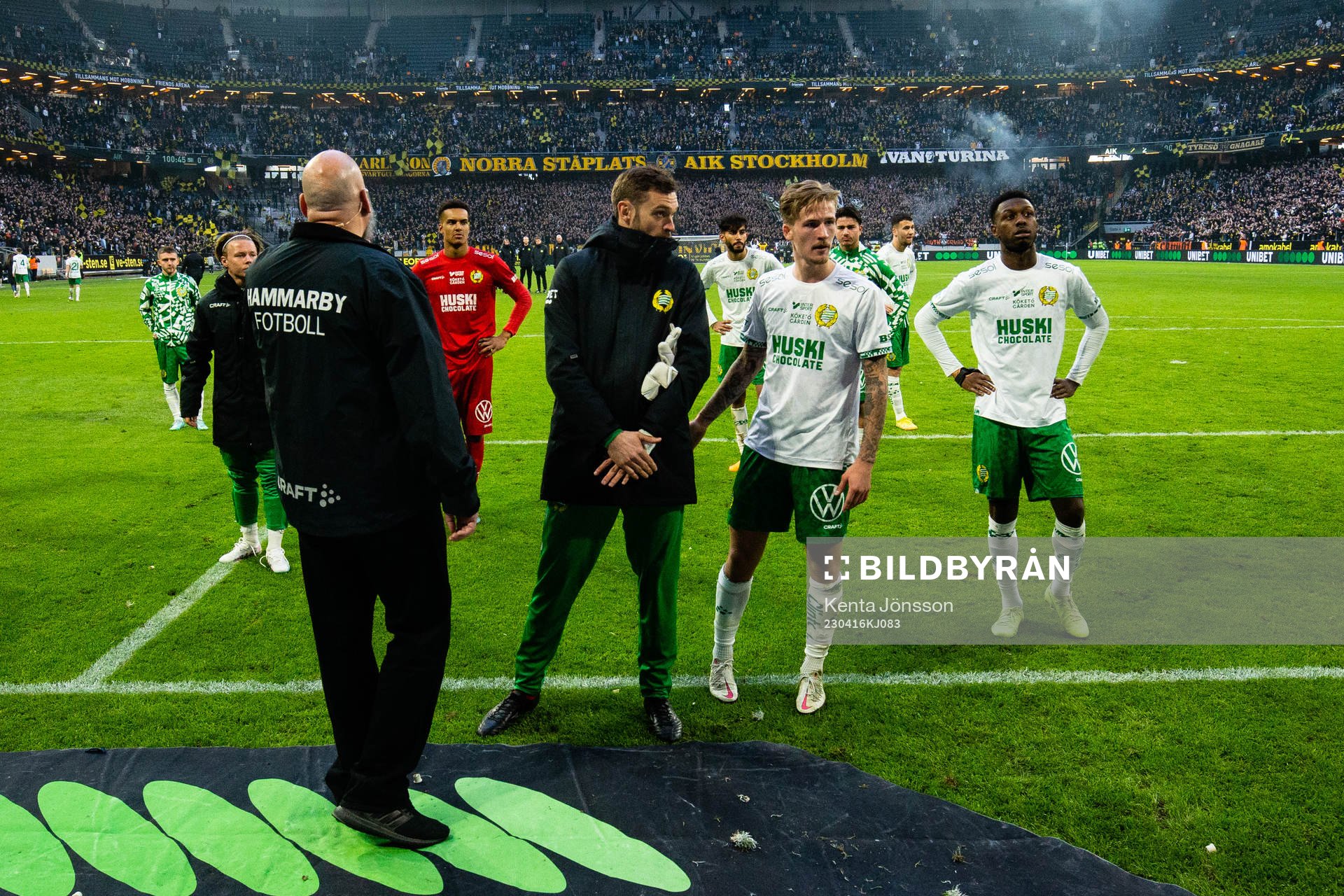 Hammarbys målvakt Davor Blazevic, Fredrik Hammar och