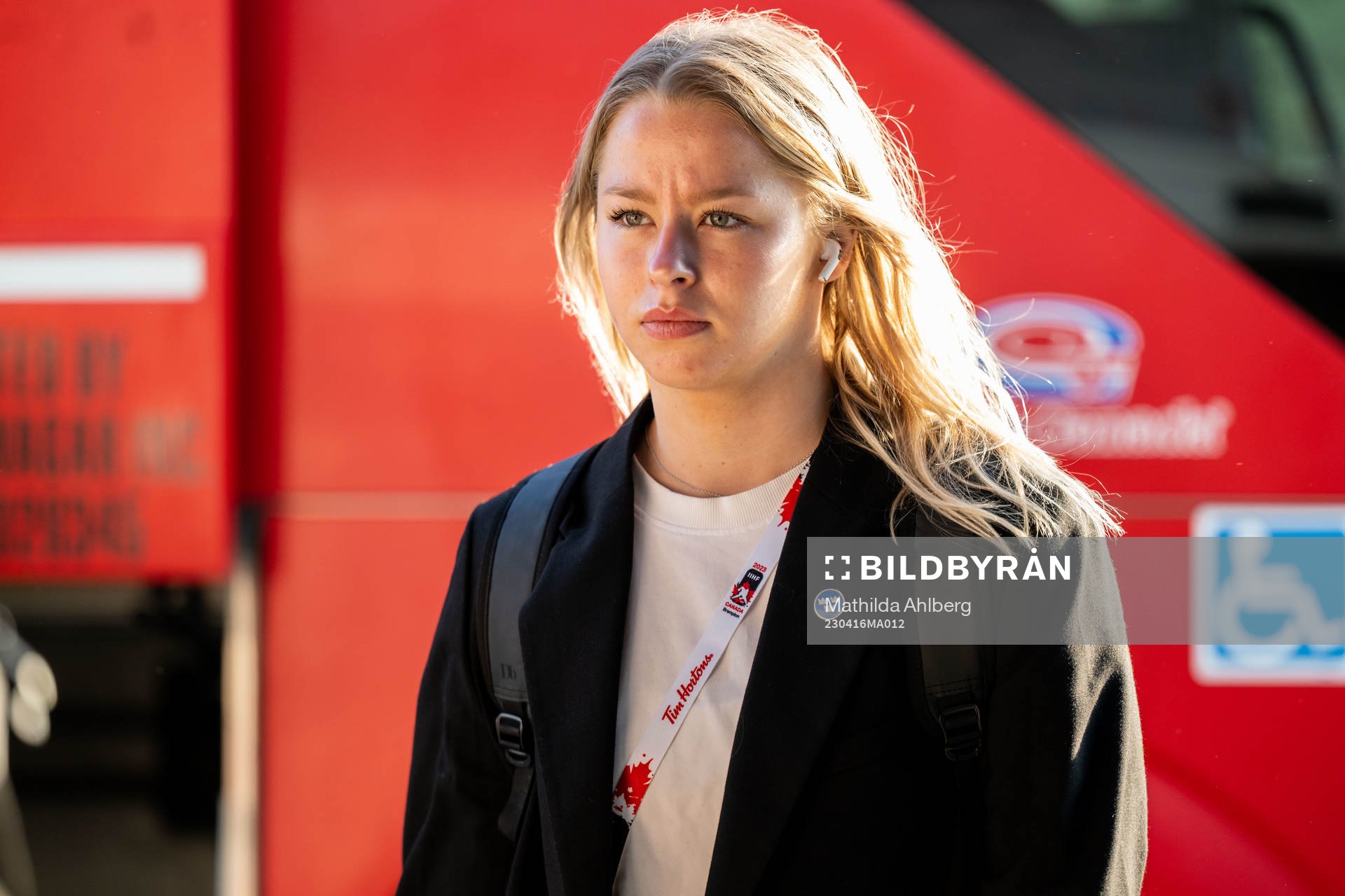 Goaltender Tindra Holm of Sweden
