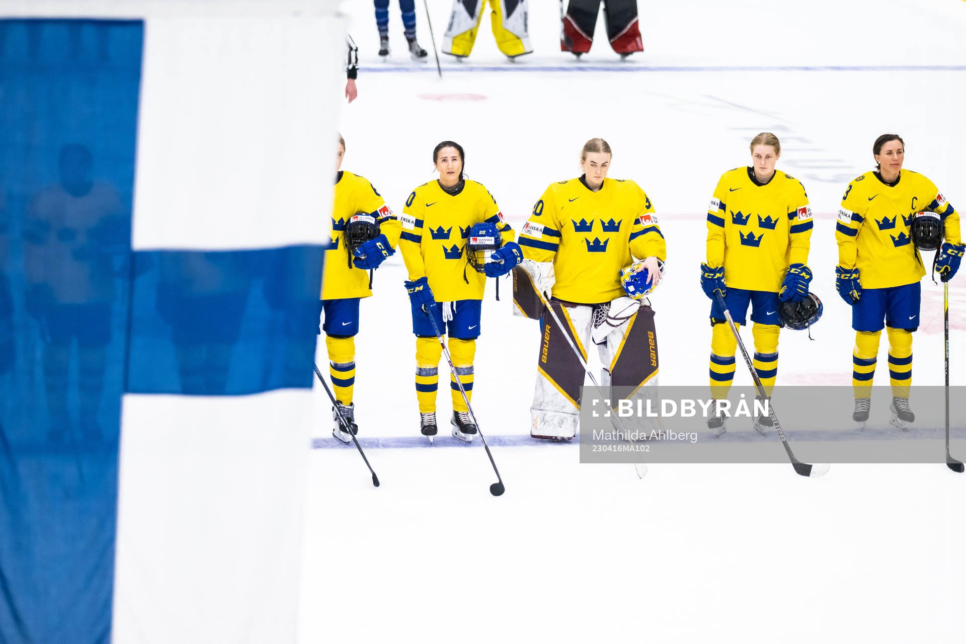 Fanny Rask, goaltender Emma Söderberg, Annie Silén and