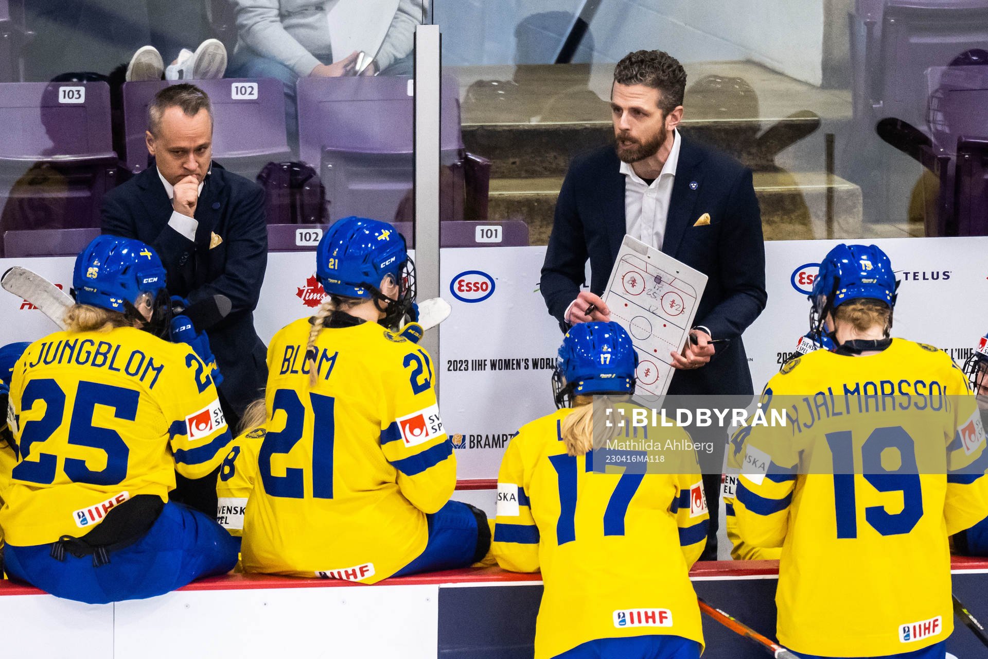 Assistant coach Andreas Karlsson and Head coach Ulf