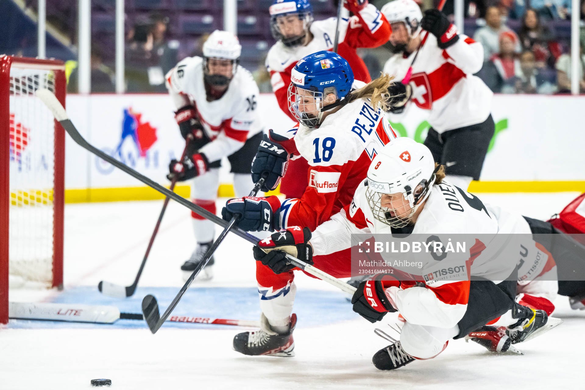 Michaela Pejzlova of Czech Republic and Kaleigh Quennec of