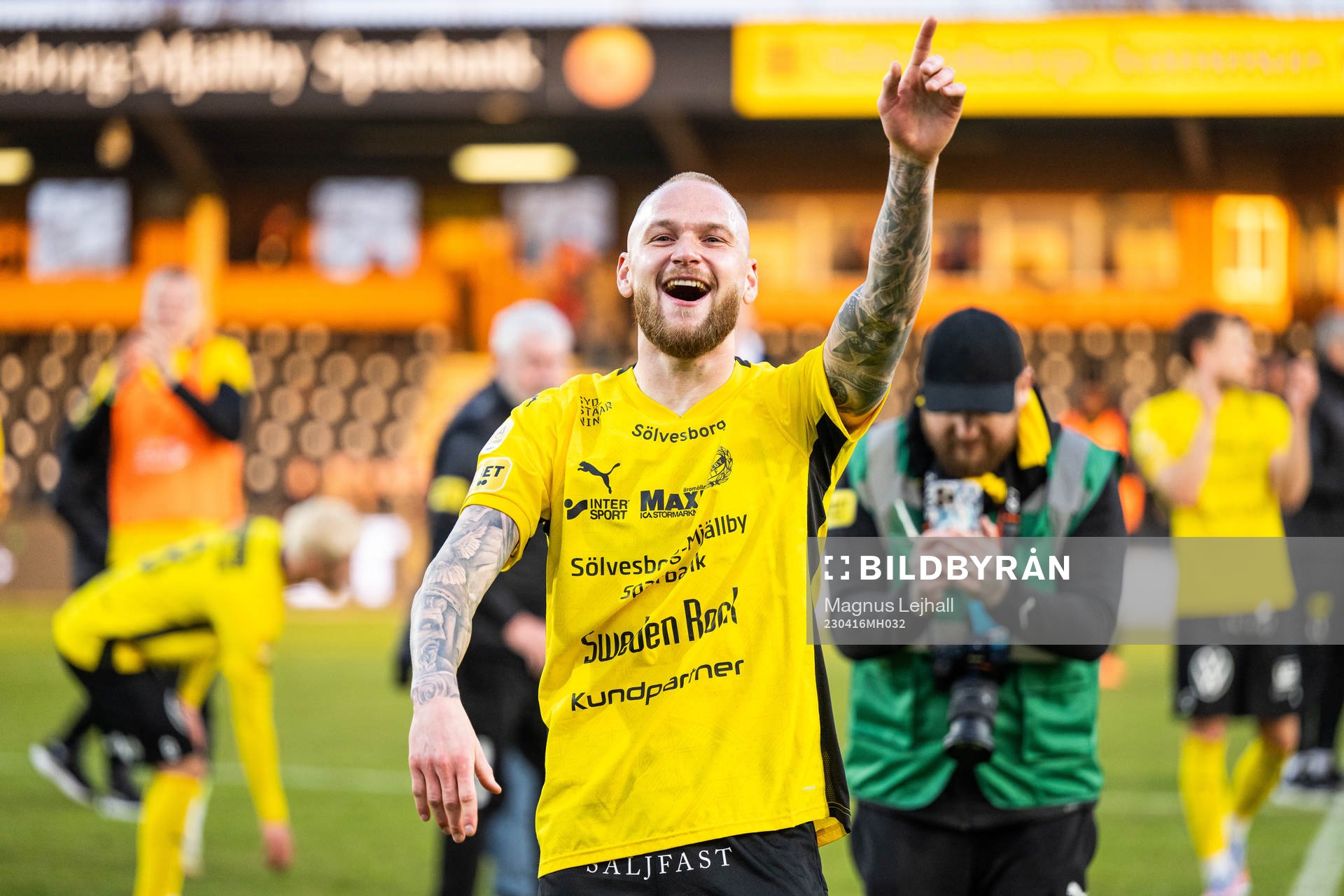 Mjällbys Adam Ståhl jublar