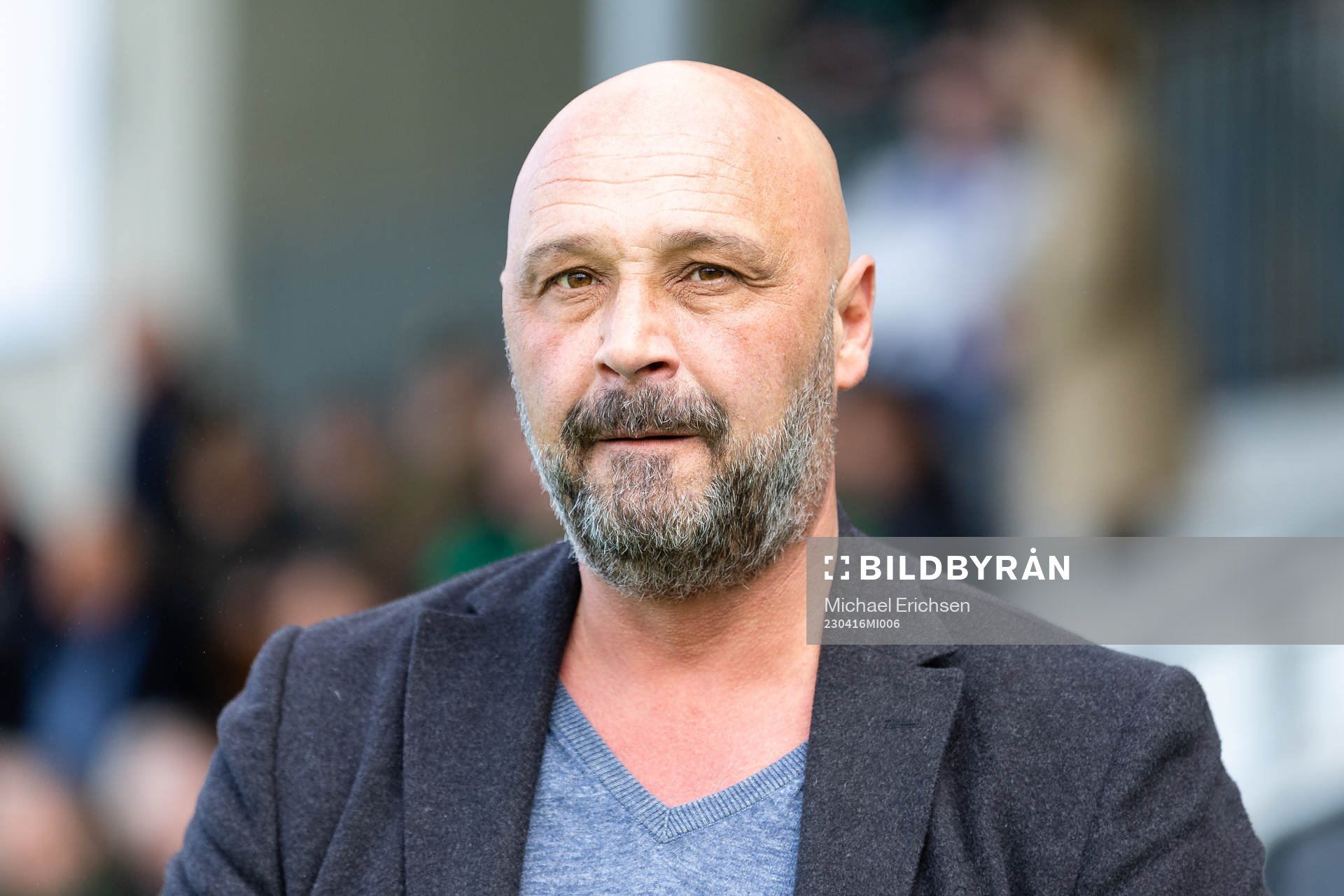Utsiktens tränare Bosko Orovic innan  fotbollsmatchen i