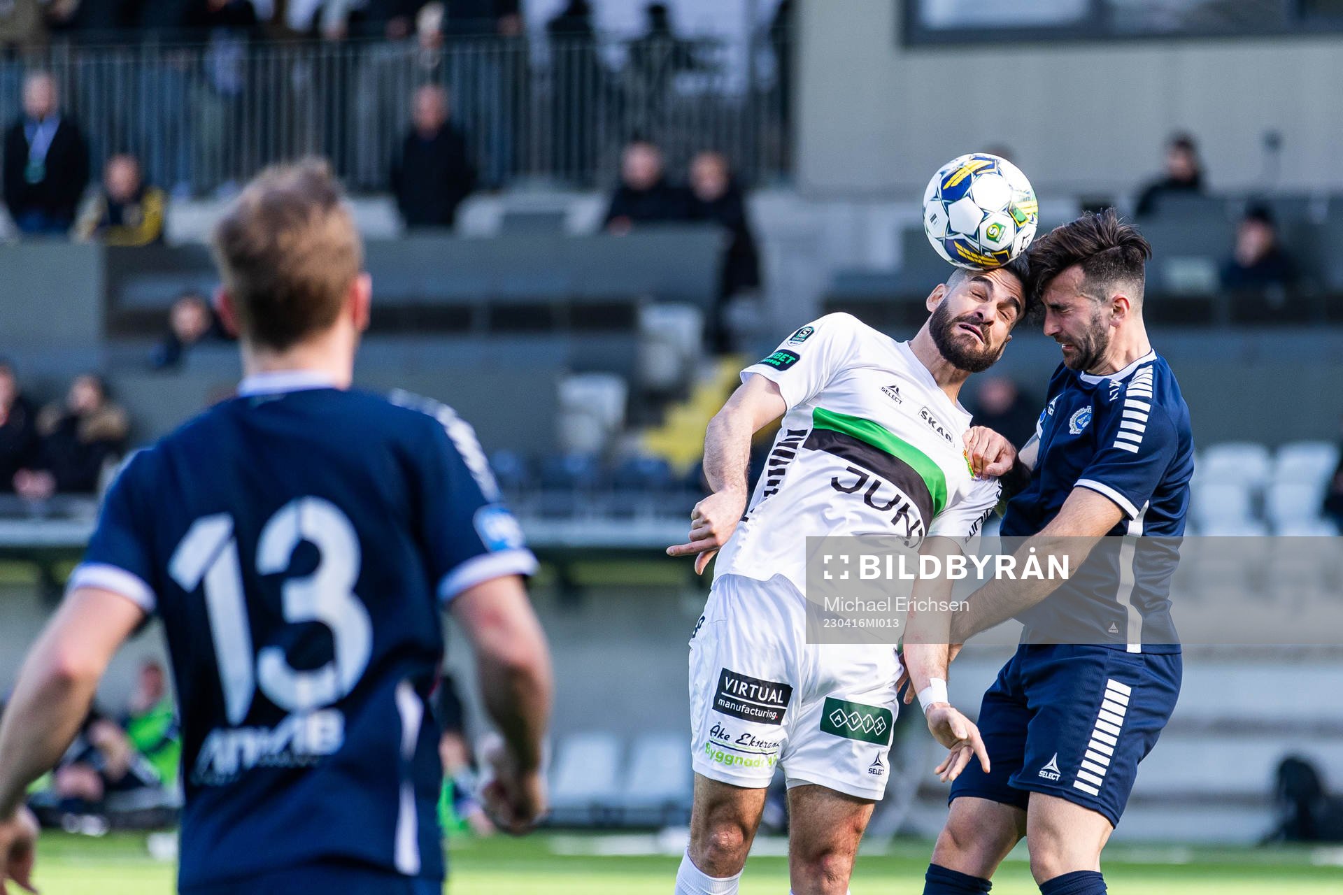 GAIS Mervan Celik och Utsiktens Allan Mohideen