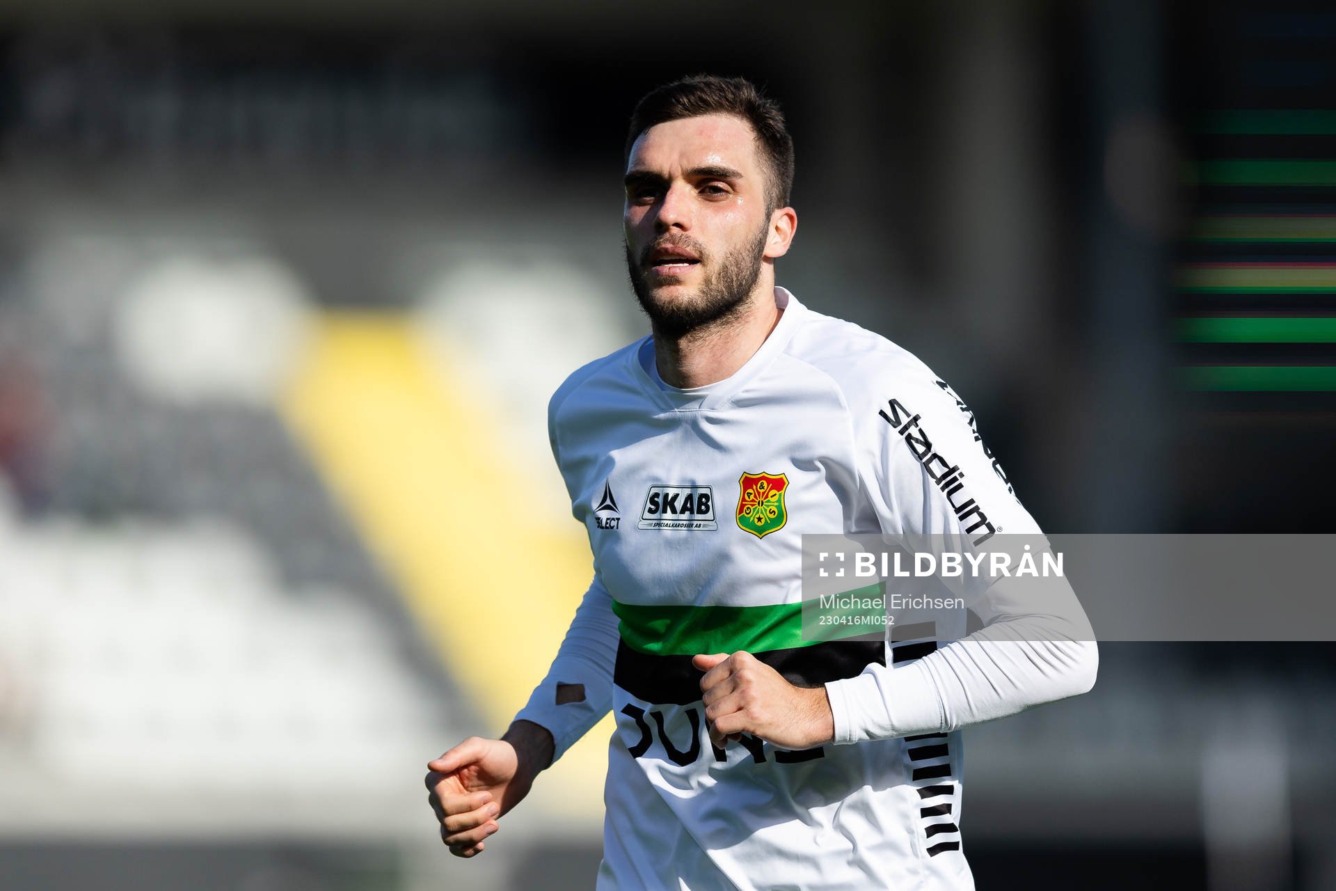 GAIS Egzon Binaku under fotbollsmatchen i Superettan mellan Utsikten och GAIS den 16 april 2023 i Göteborg. 
